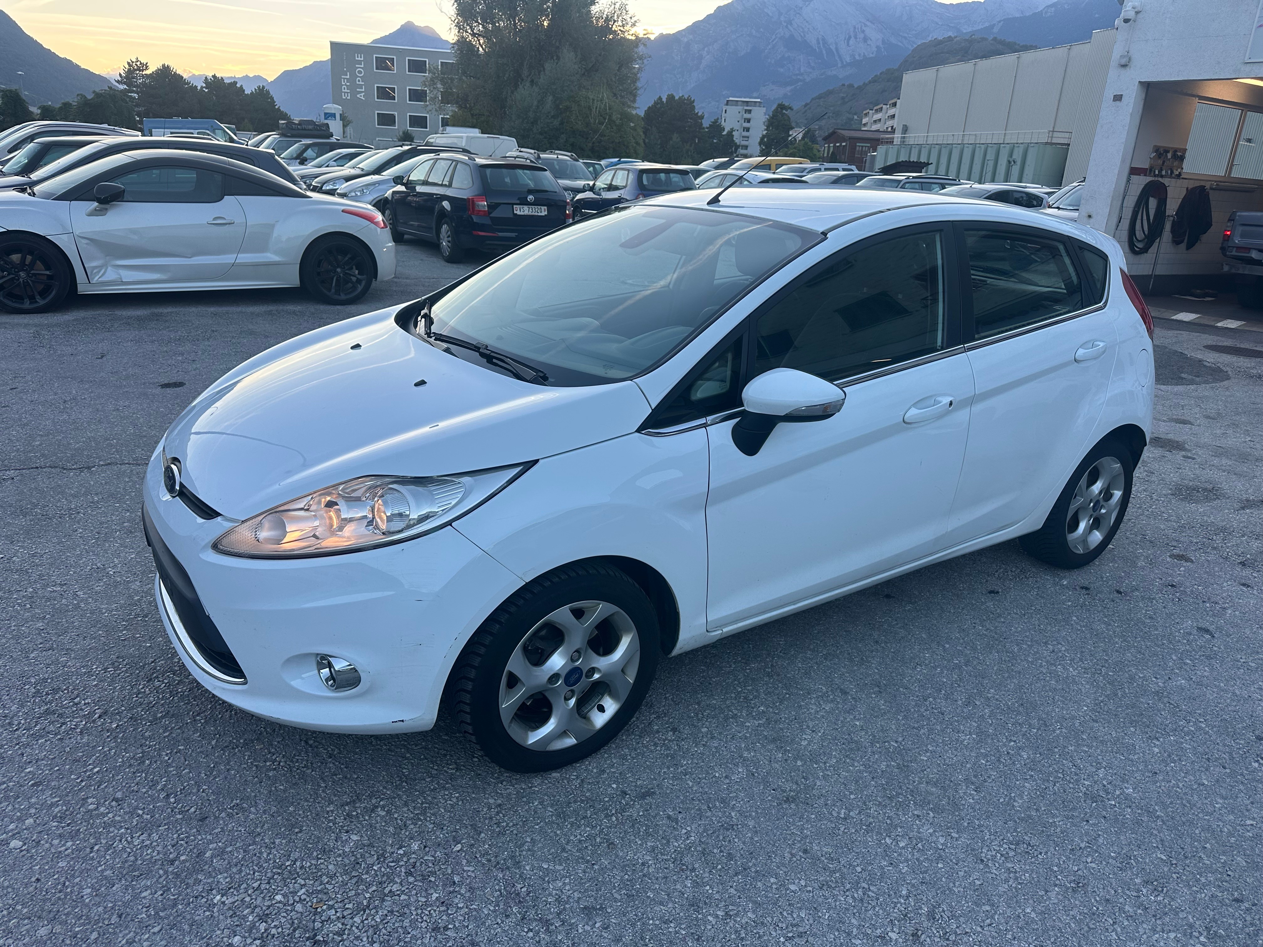 Car photo