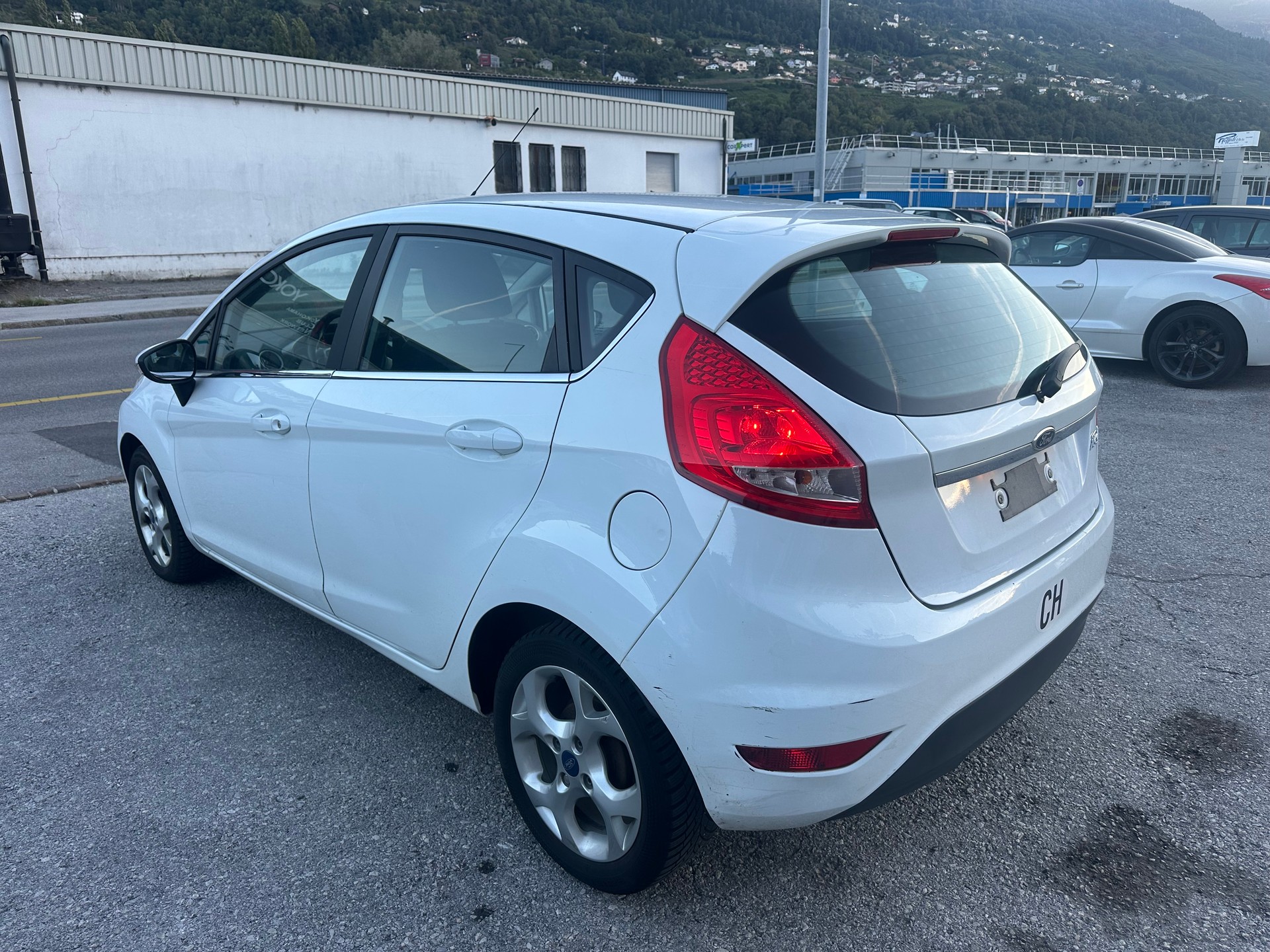 FORD Fiesta 1.4 16V Trend+-image-5