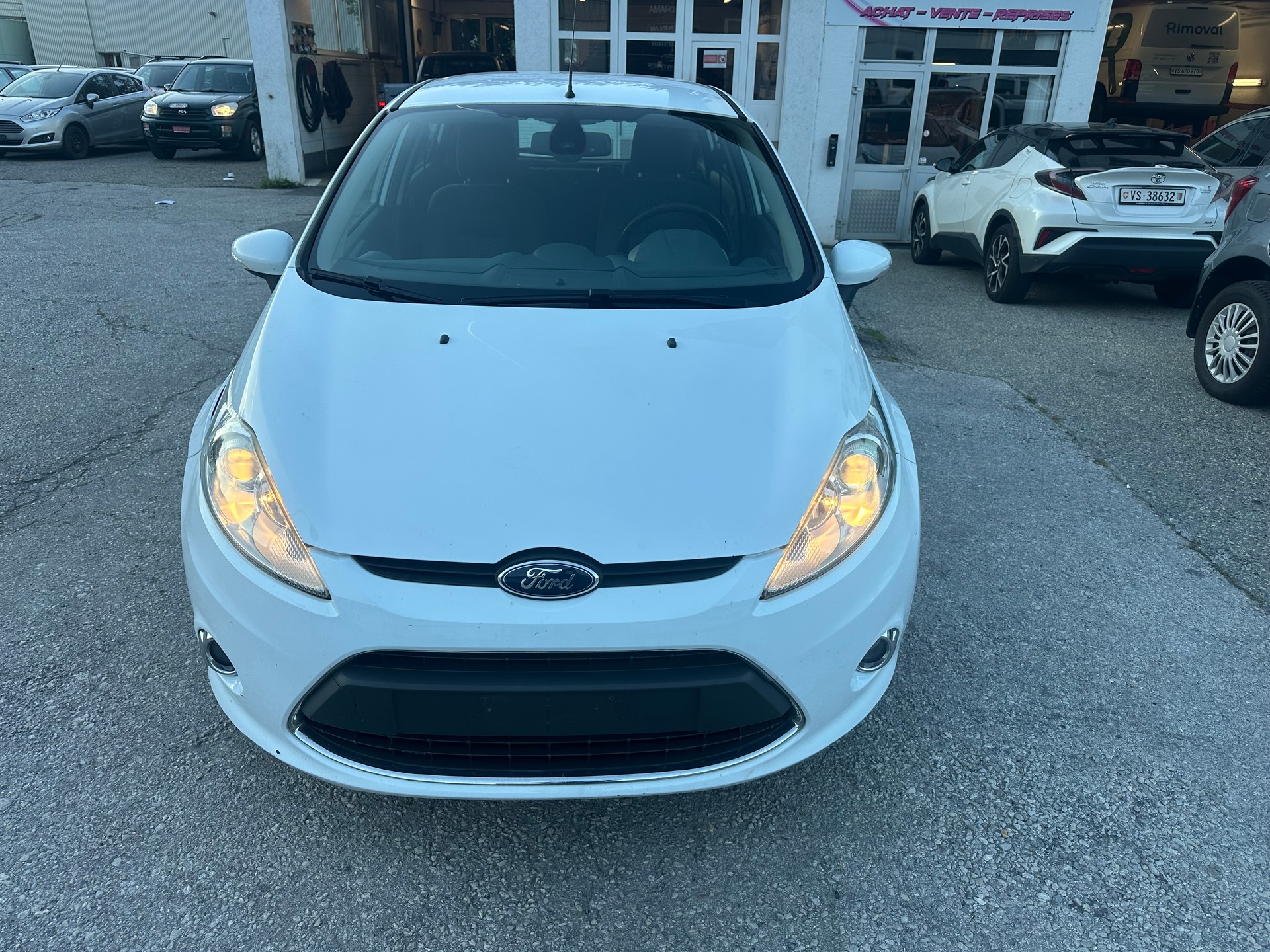 FORD Fiesta 1.4 16V Trend+-image-1
