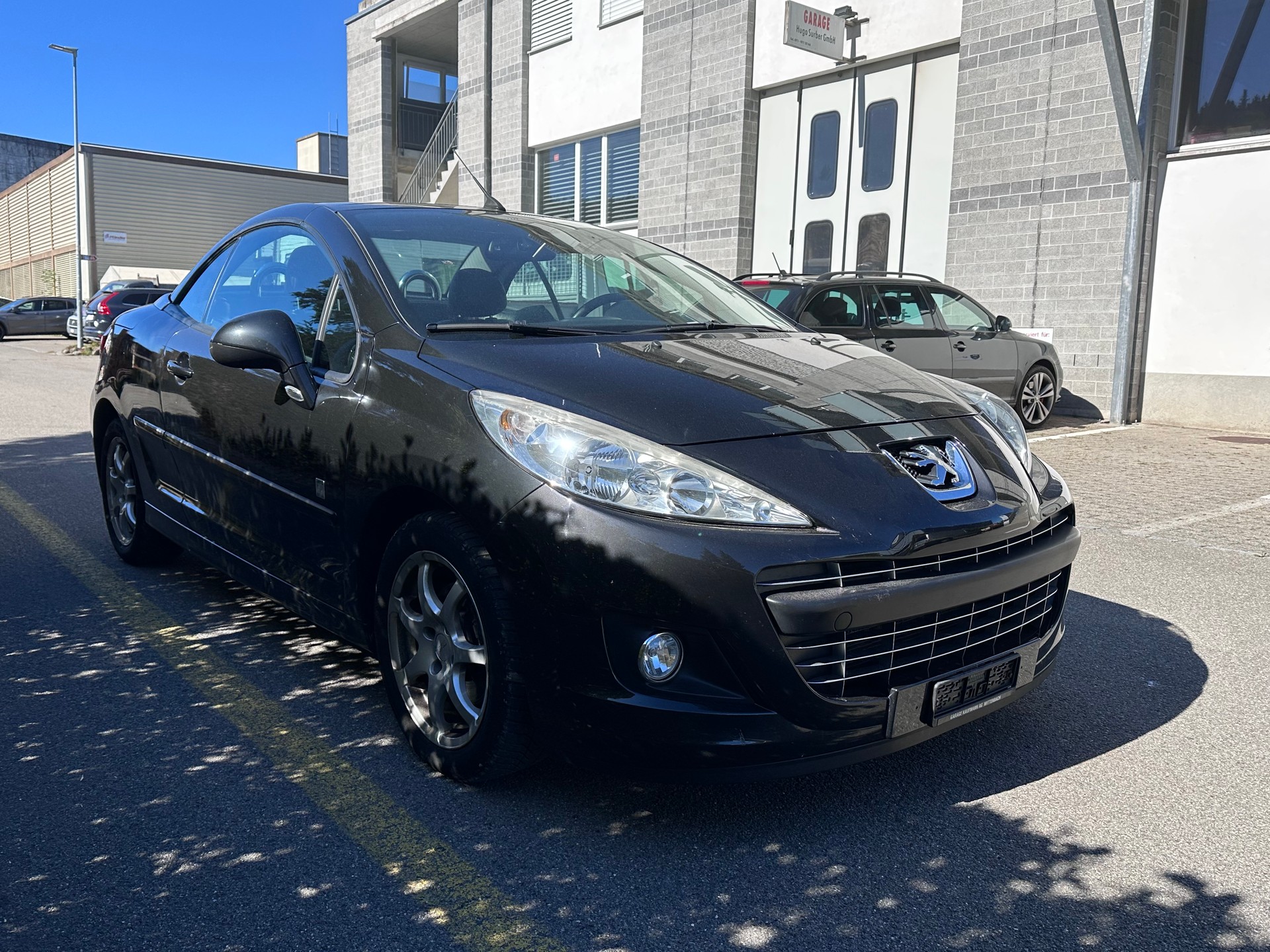 PEUGEOT 207 CC 1.6 16V Turbo Swiss Edition-image-6