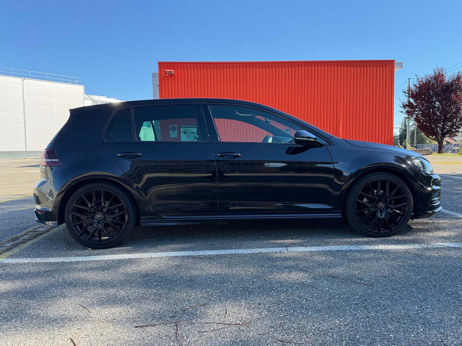 VW 1.4 TSI ACT R-Line Design DSG-image-10