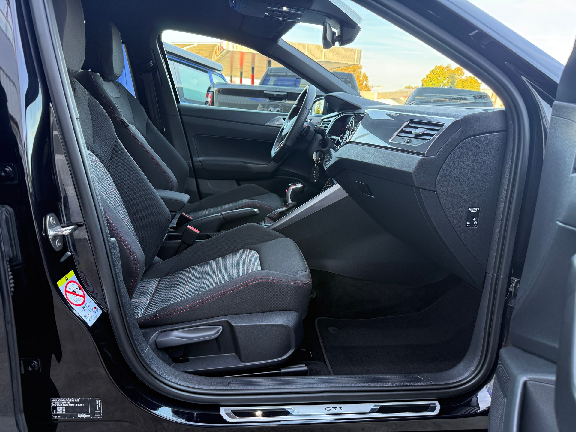 VW Polo 2.0 TSI GTI DSG *** WERKSGARANTIE BIS 23.02.2027***-image-15