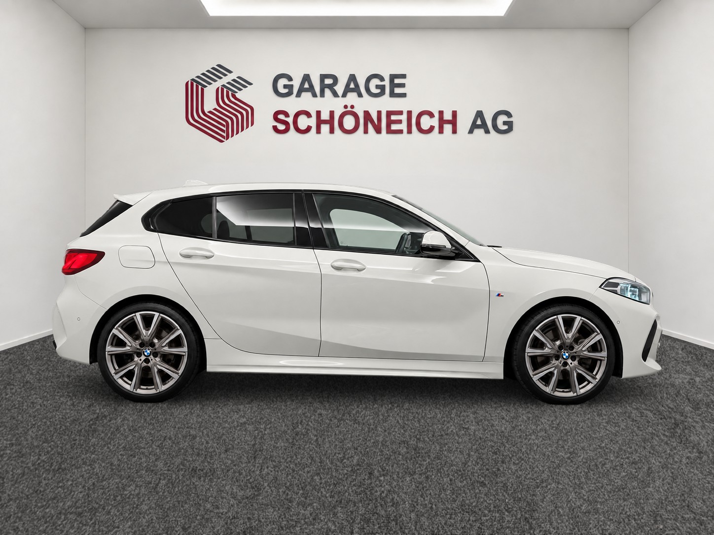 BMW M Sport 120d xDrive-image-3