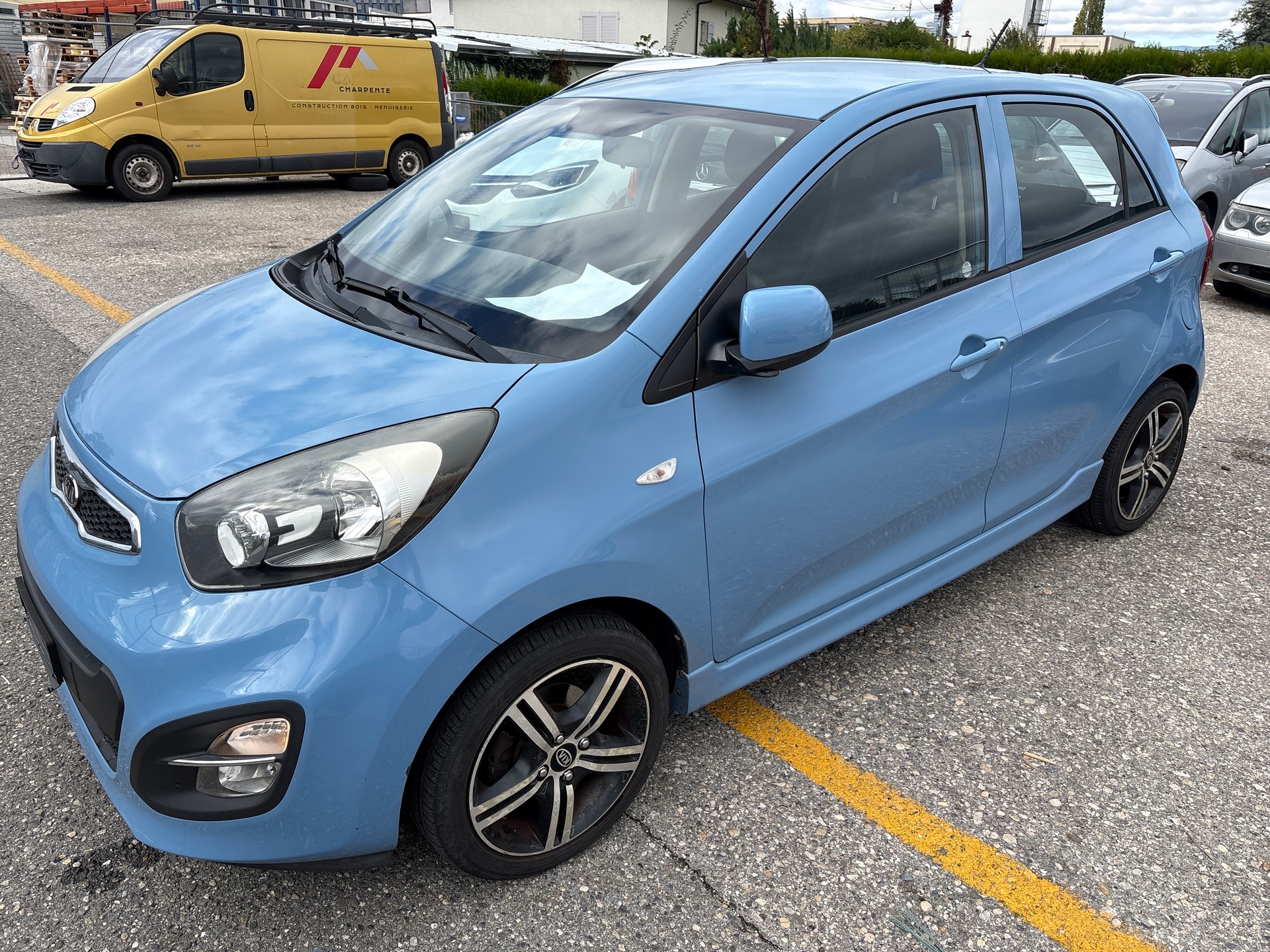 KIA Picanto 1.0 CVVT Trend-image-1