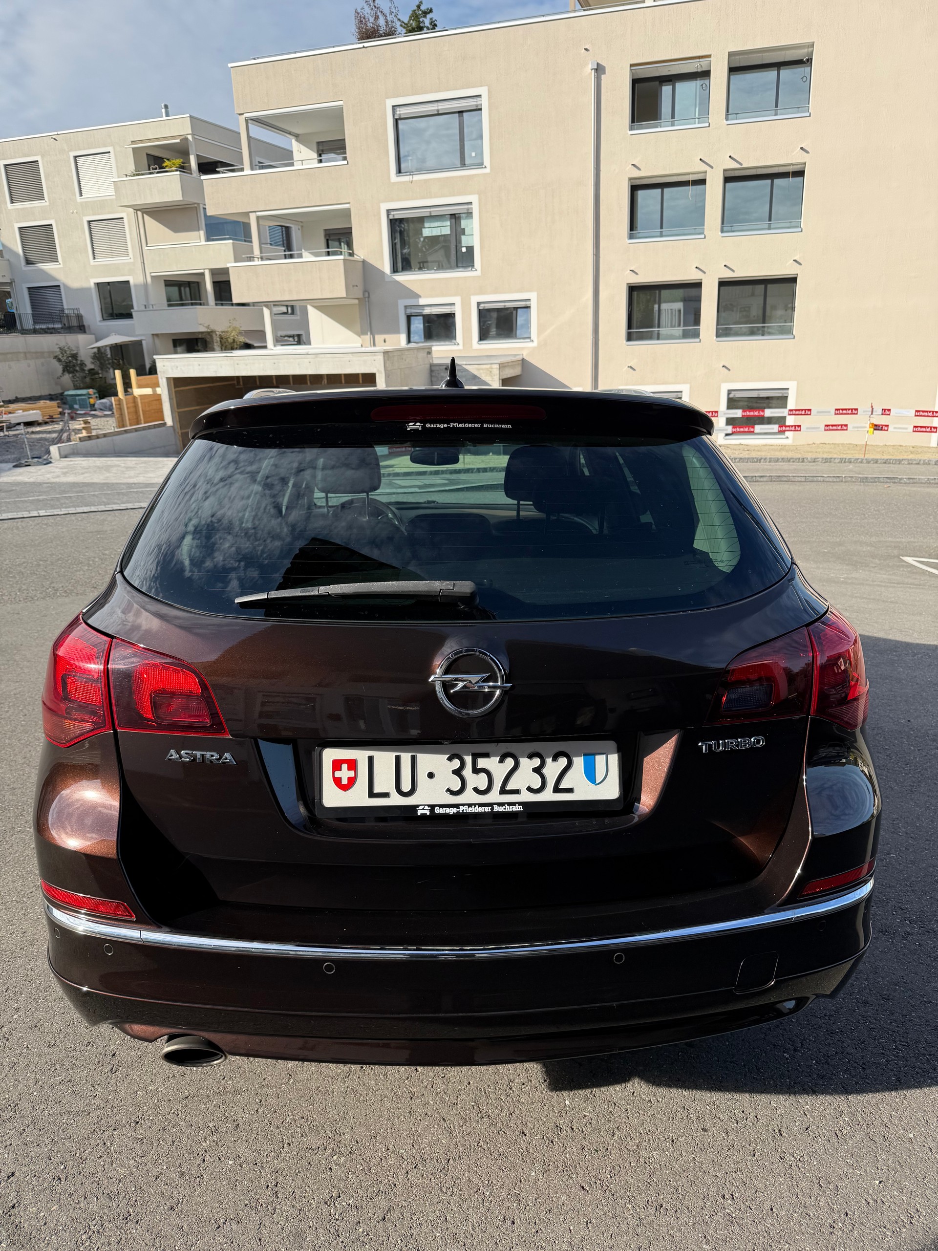 OPEL Astra SportsTourer 1.6i 16V Turbo Cosmo-image-4
