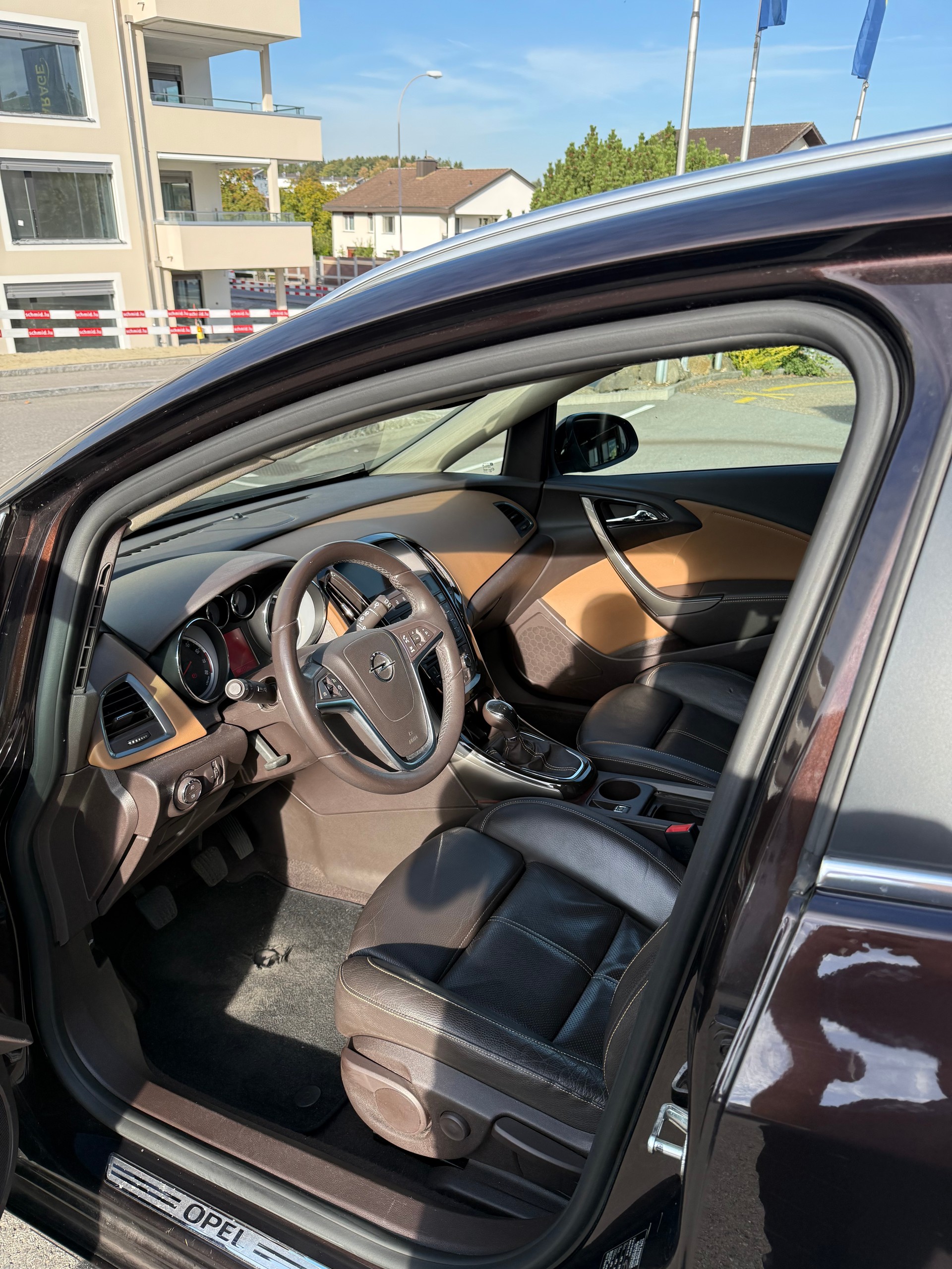 OPEL Astra SportsTourer 1.6i 16V Turbo Cosmo-image-7