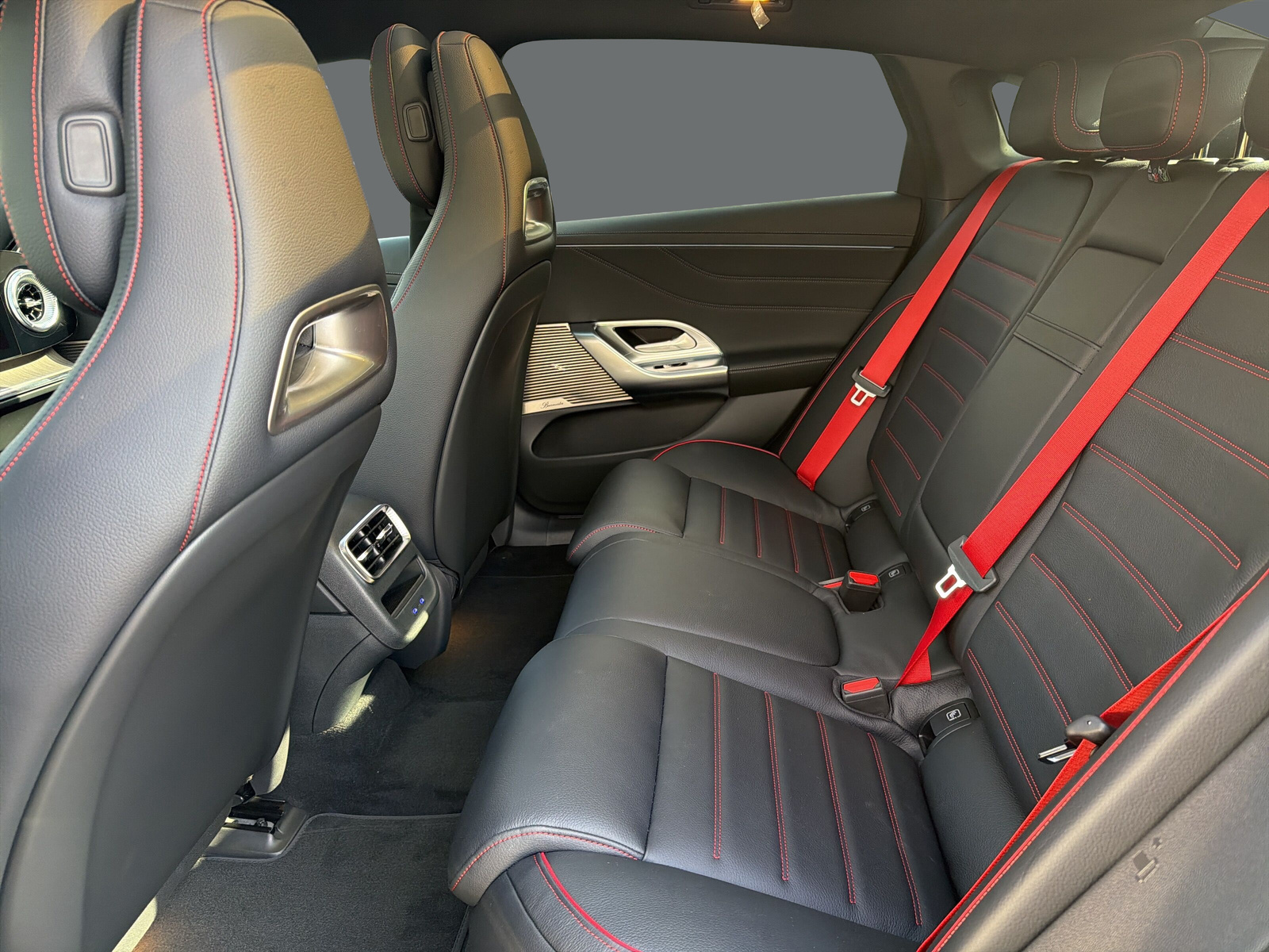 MERCEDES-BENZ C 400 4MATIC EQ Technology-image-13