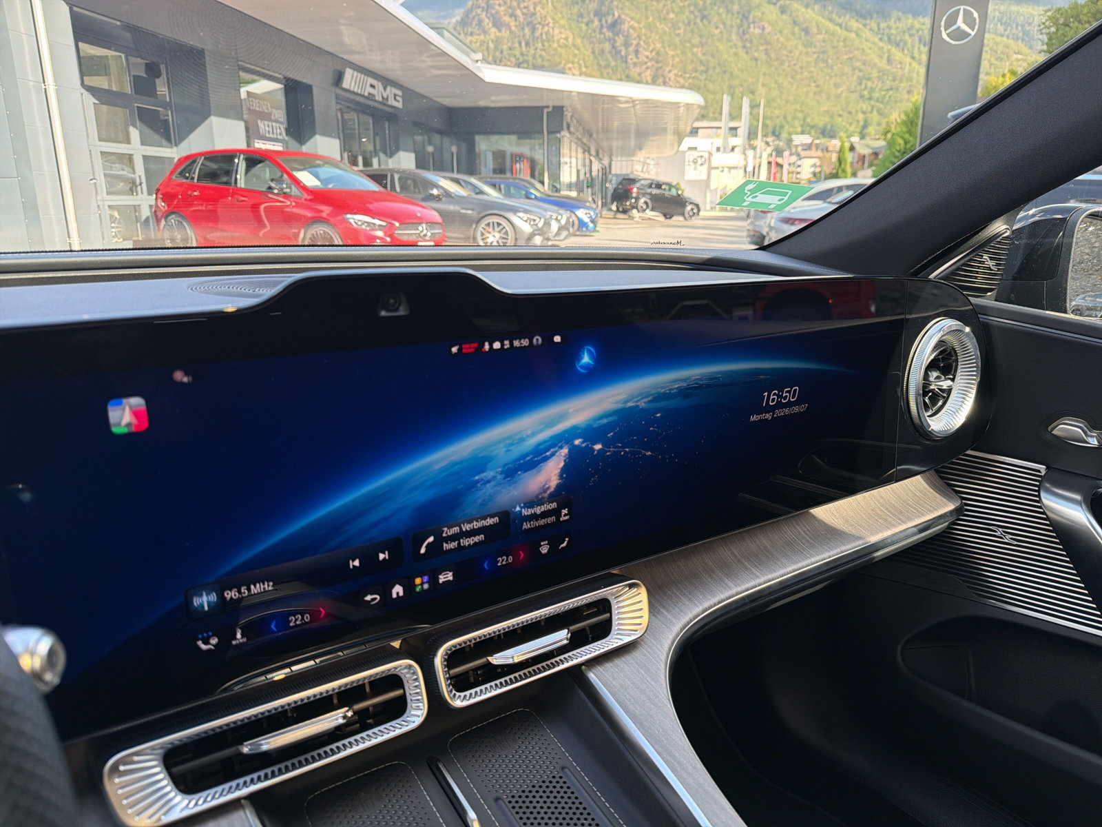 MERCEDES-BENZ C 400 4MATIC EQ Technology-image-23