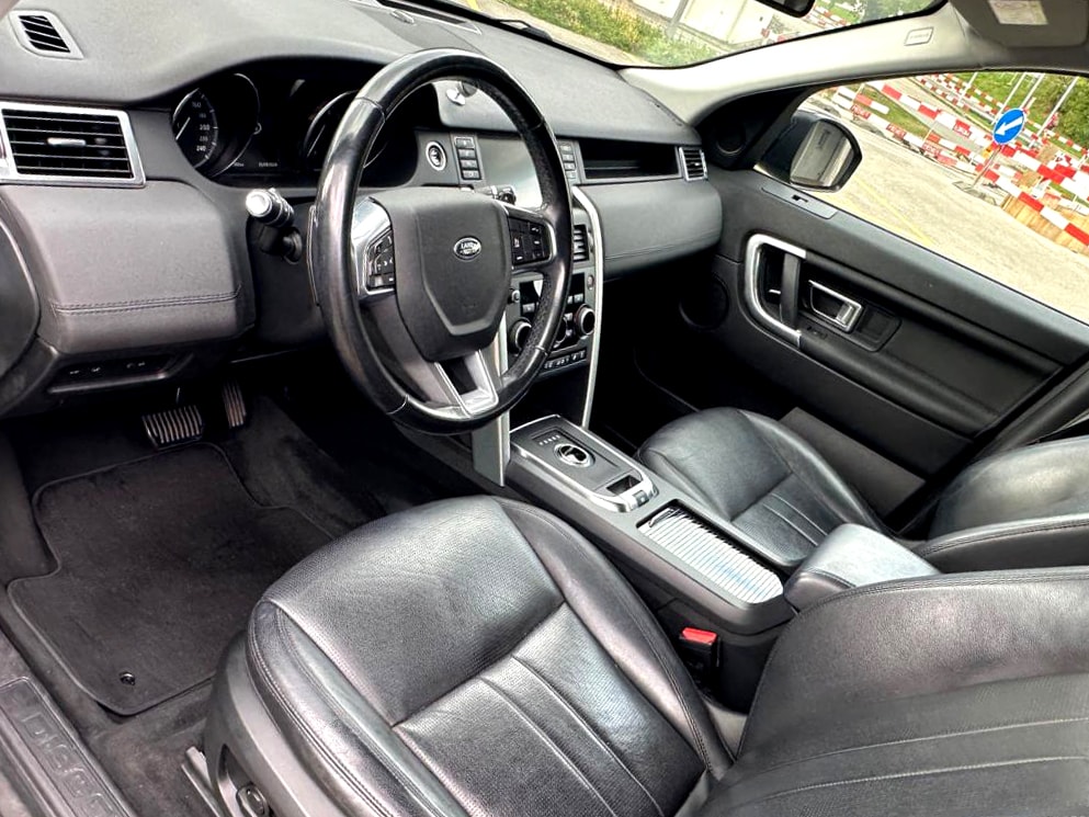 LAND ROVER Discovery Sport 2.0 TD4 HSE-image-5