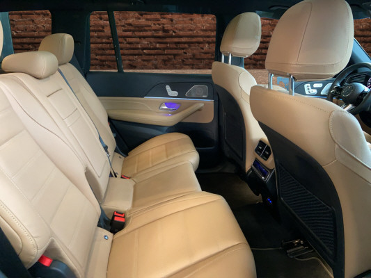 MERCEDES-BENZ GLS 350 d 4M 9G-Tronic-image-12