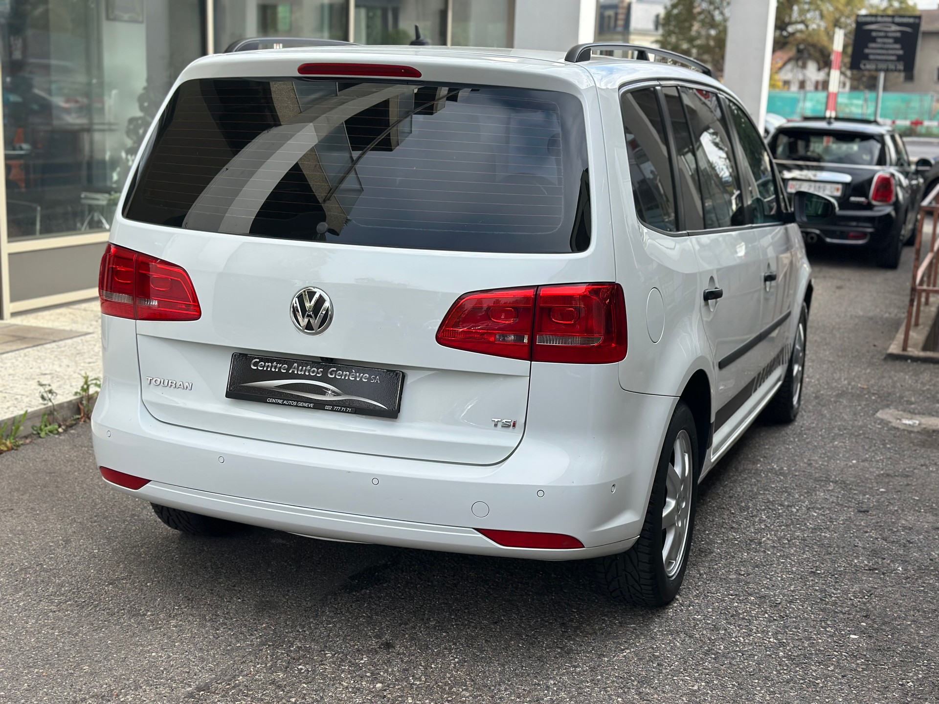 VW Touran 1.4 TSI Comfortline DSG-image-4