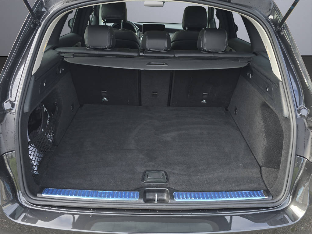MERCEDES-BENZ GLC 200 AMG Line 4m-image-14