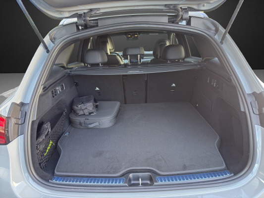 MERCEDES-BENZ GLC 300 de 4M 9G-Tronic-image-10