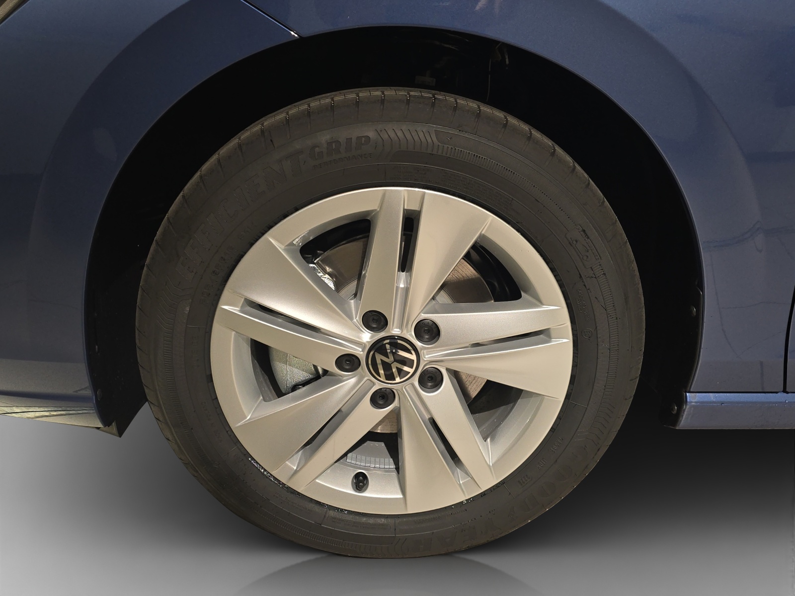 VW Golf 1.5 e TSI mHEV Value DSG-image-15