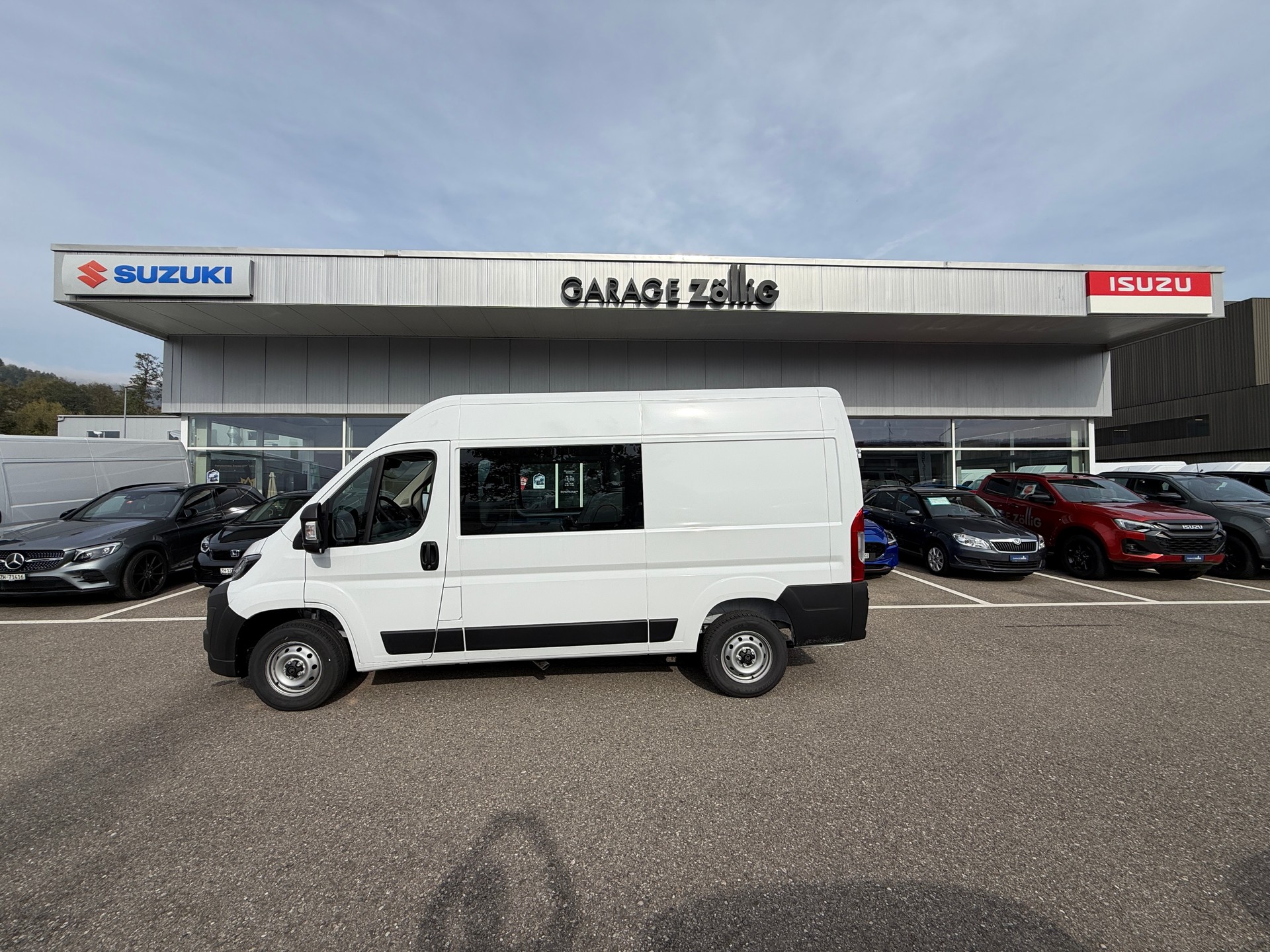 CITROEN Jumper 35+ 2.2 BlueHDi 140 L2H2 7 Sitze, AHK Top Ausstattung !-image-2
