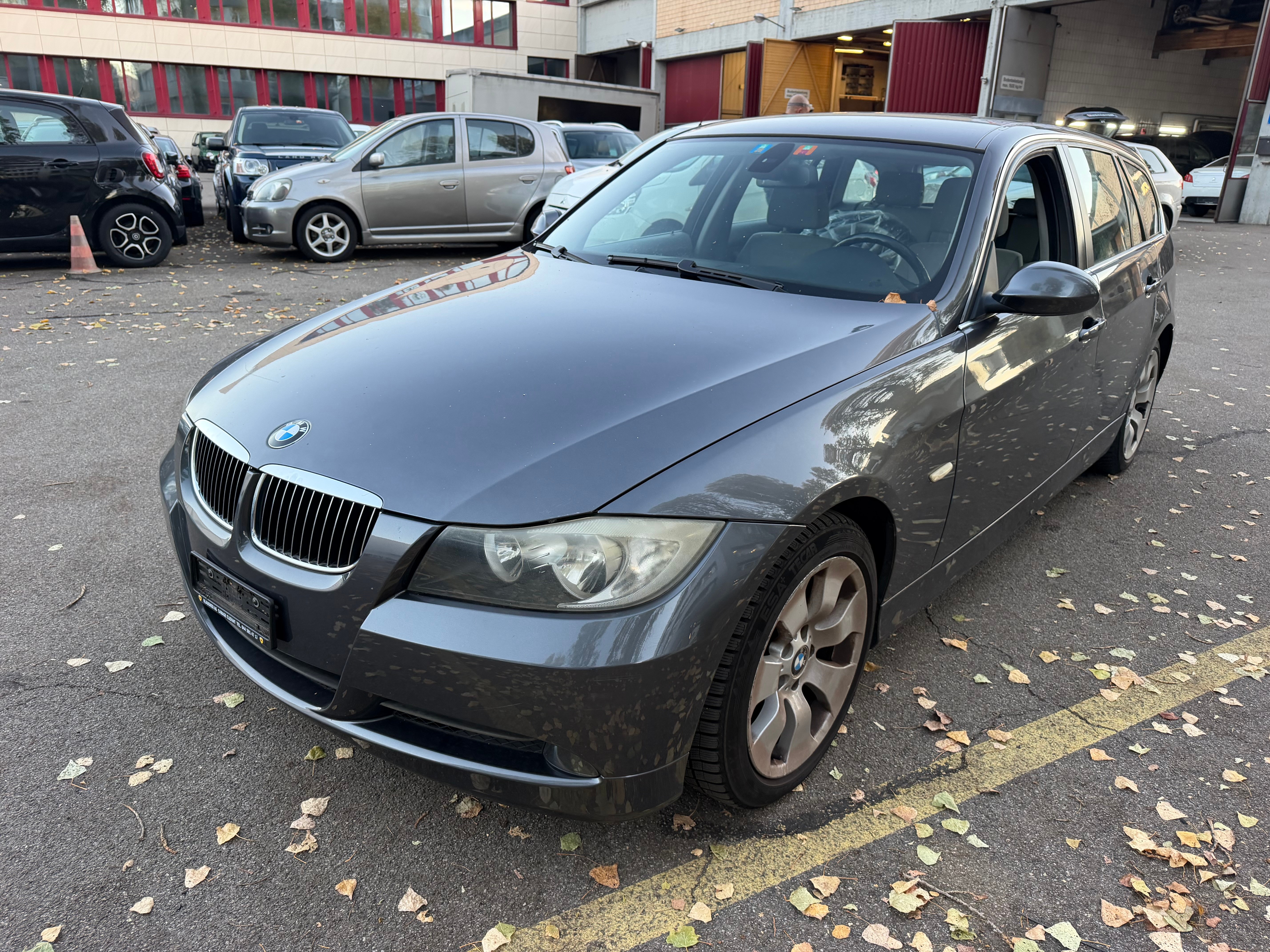 Car photo