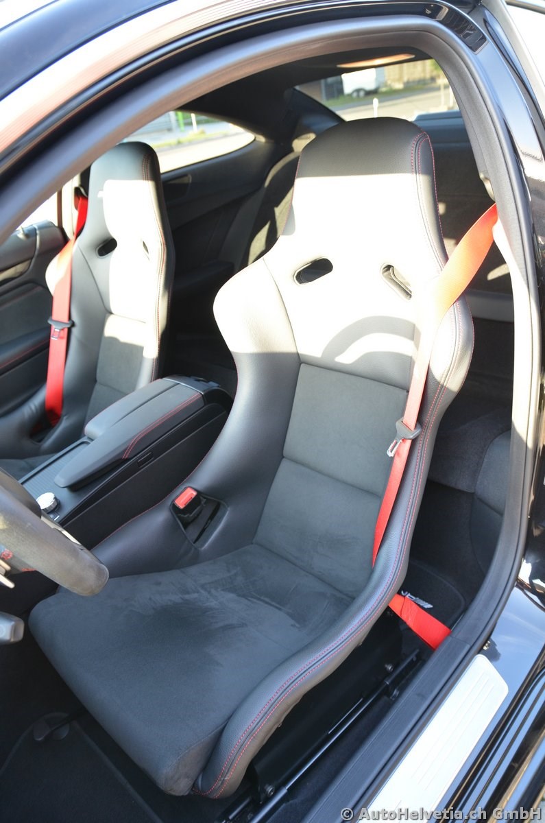 MERCEDES-BENZ C 63 AMG BLACK SERIES-image-12