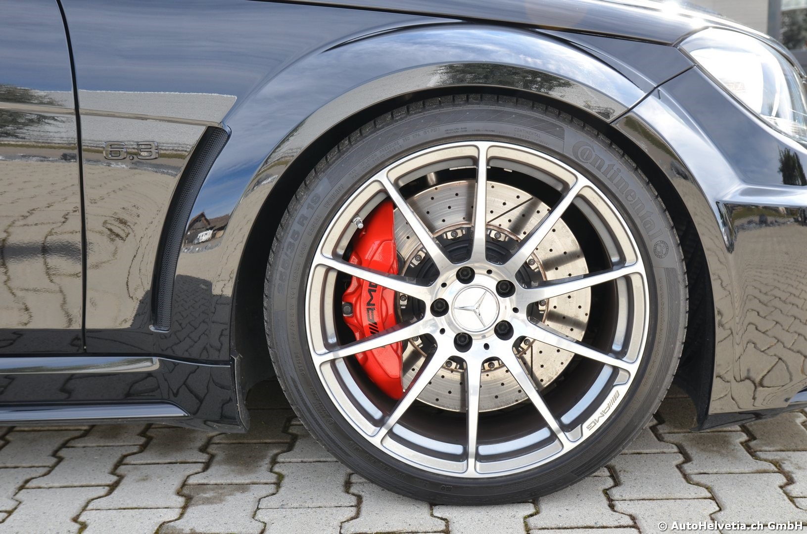 MERCEDES-BENZ C 63 AMG BLACK SERIES-image-8