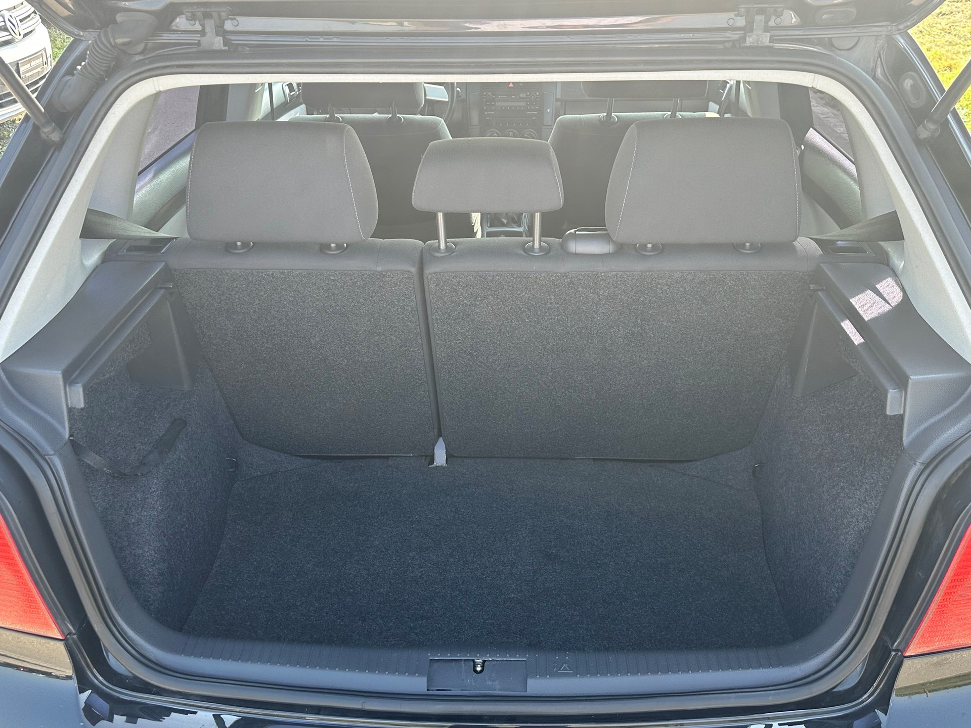 VW Polo 1.4 16V Fun-image-12