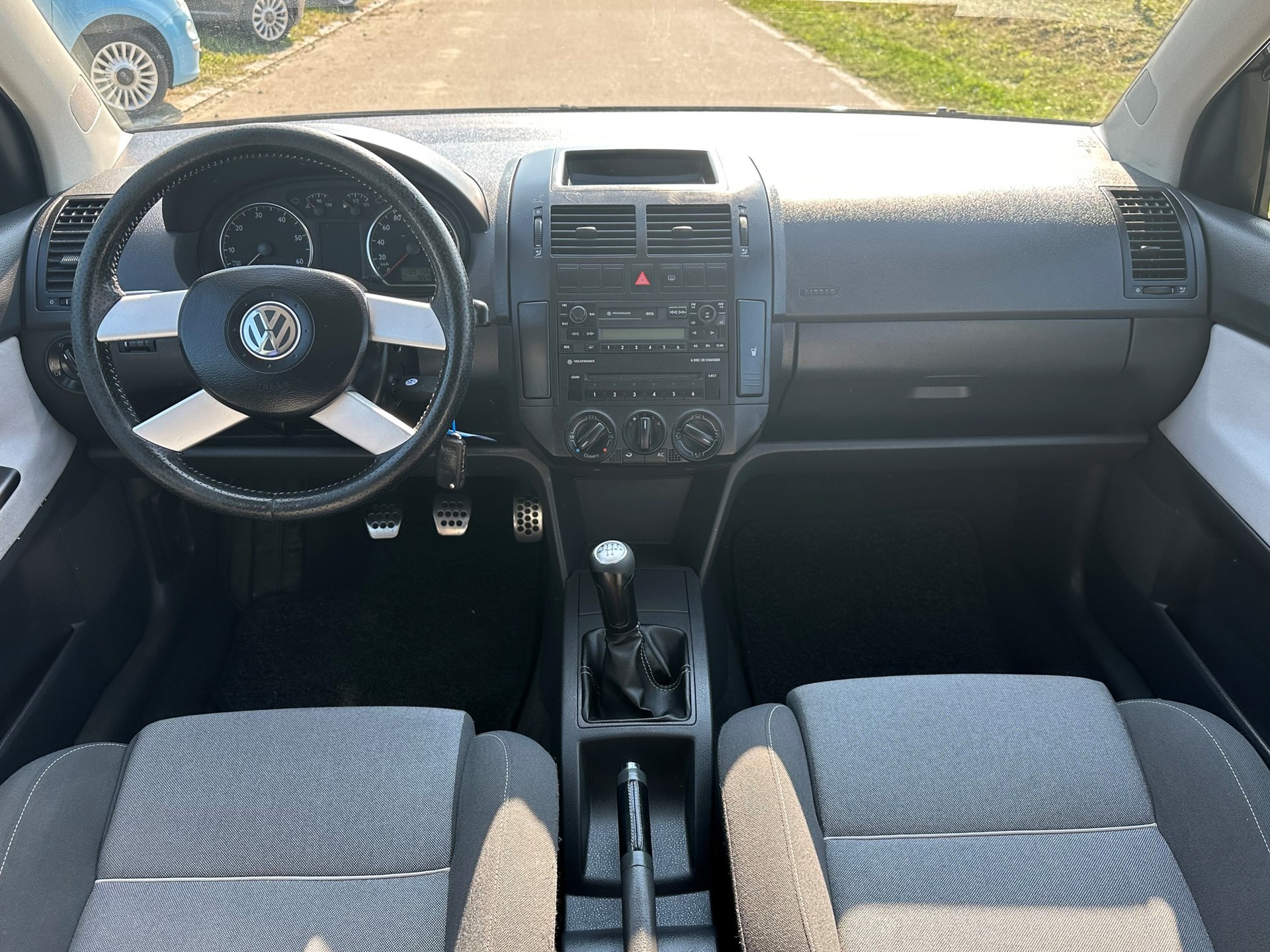 VW Polo 1.4 16V Fun-image-7