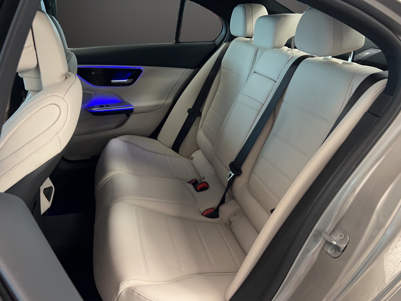 MERCEDES-BENZ C 220 d 4M Swiss Star-image-11