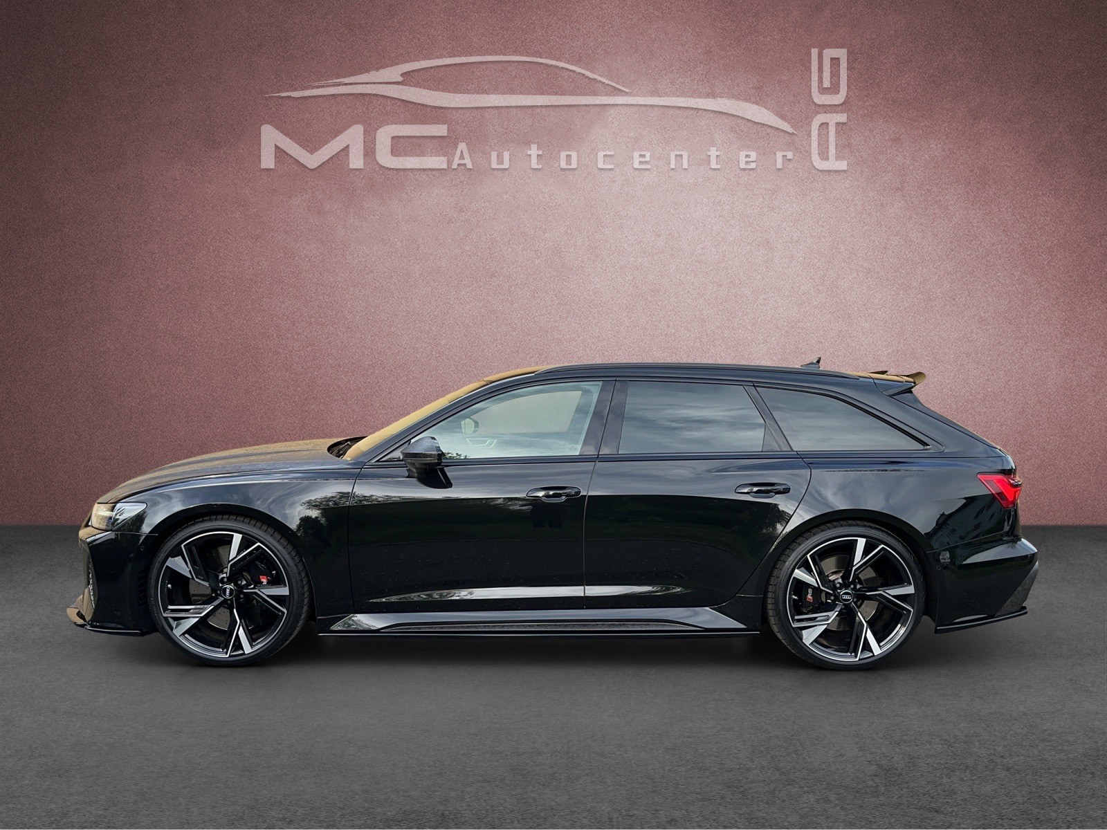 AUDI RS6 Avant 4.0 TFSI V8 quattro-image-1
