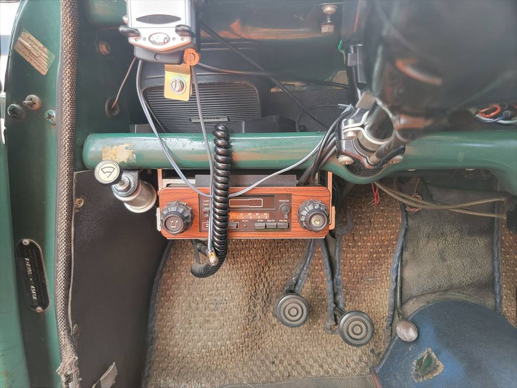 AUSTIN A35 VAN Mark III-image-11