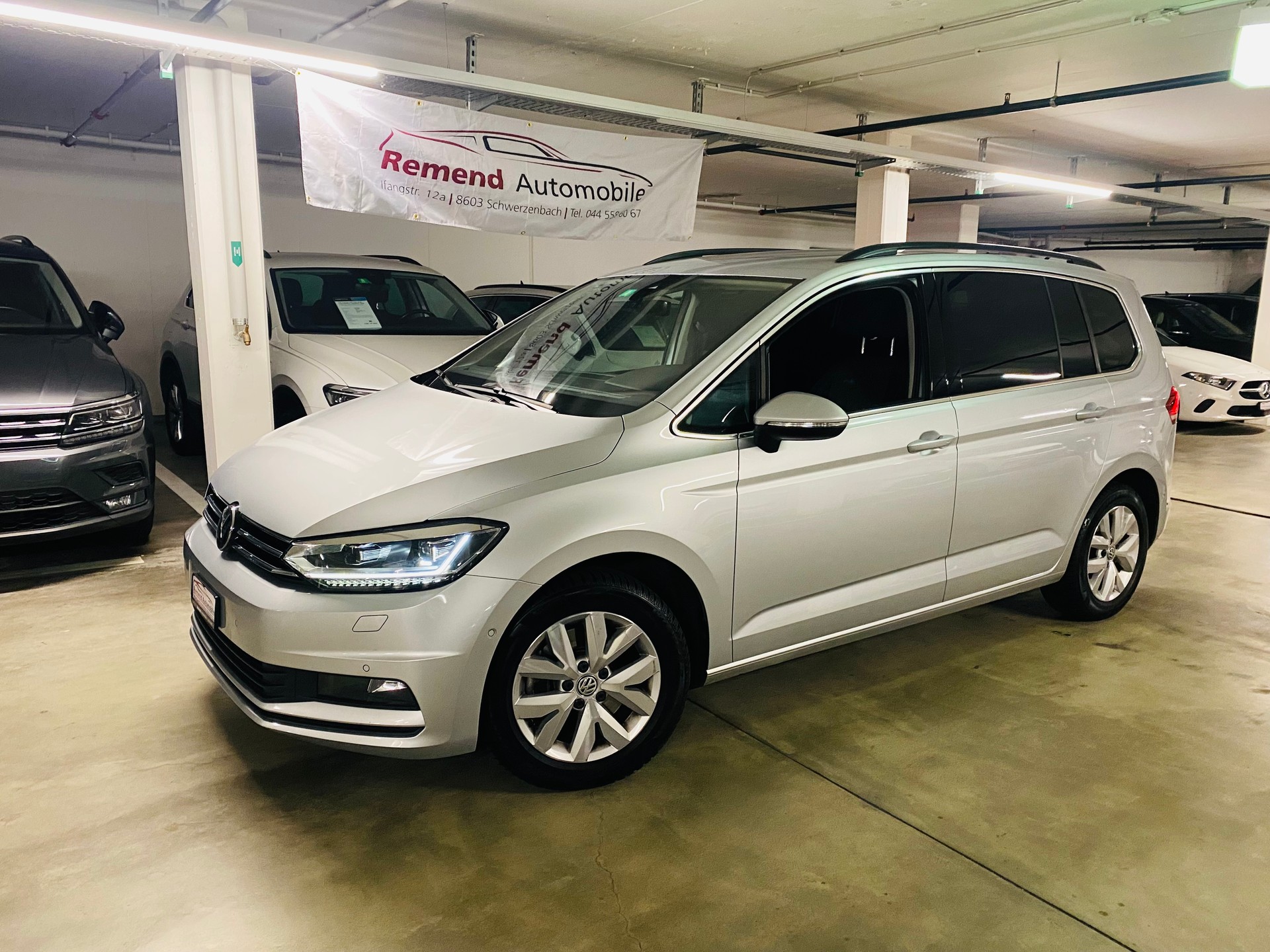 VW Touran 1.6 TDI BlueMotion Technology Comfortline DSG-image-0