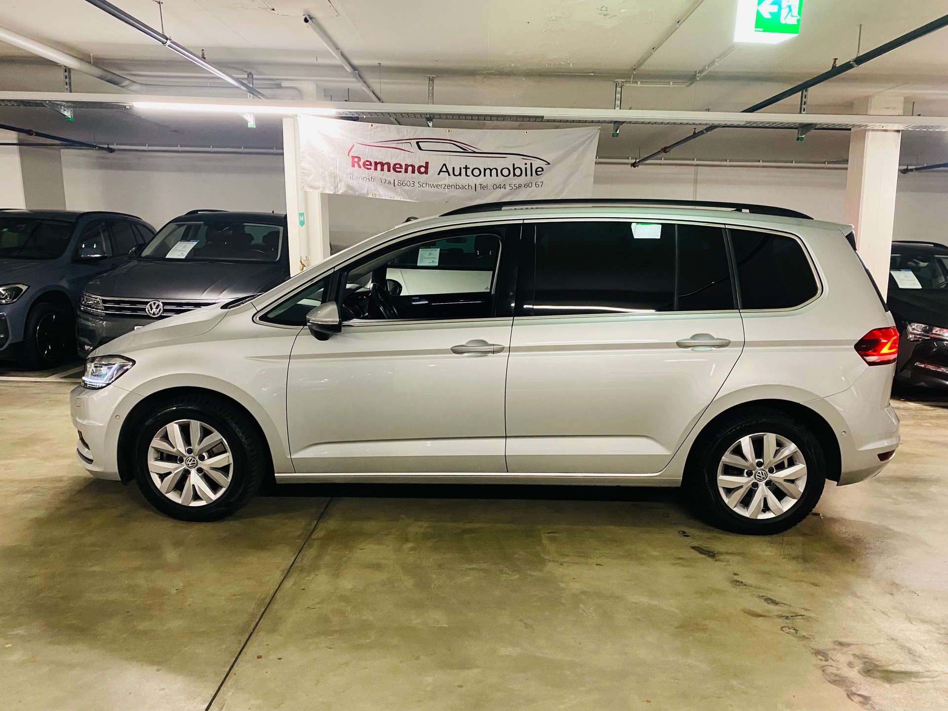 VW Touran 1.6 TDI BlueMotion Technology Comfortline DSG-image-4