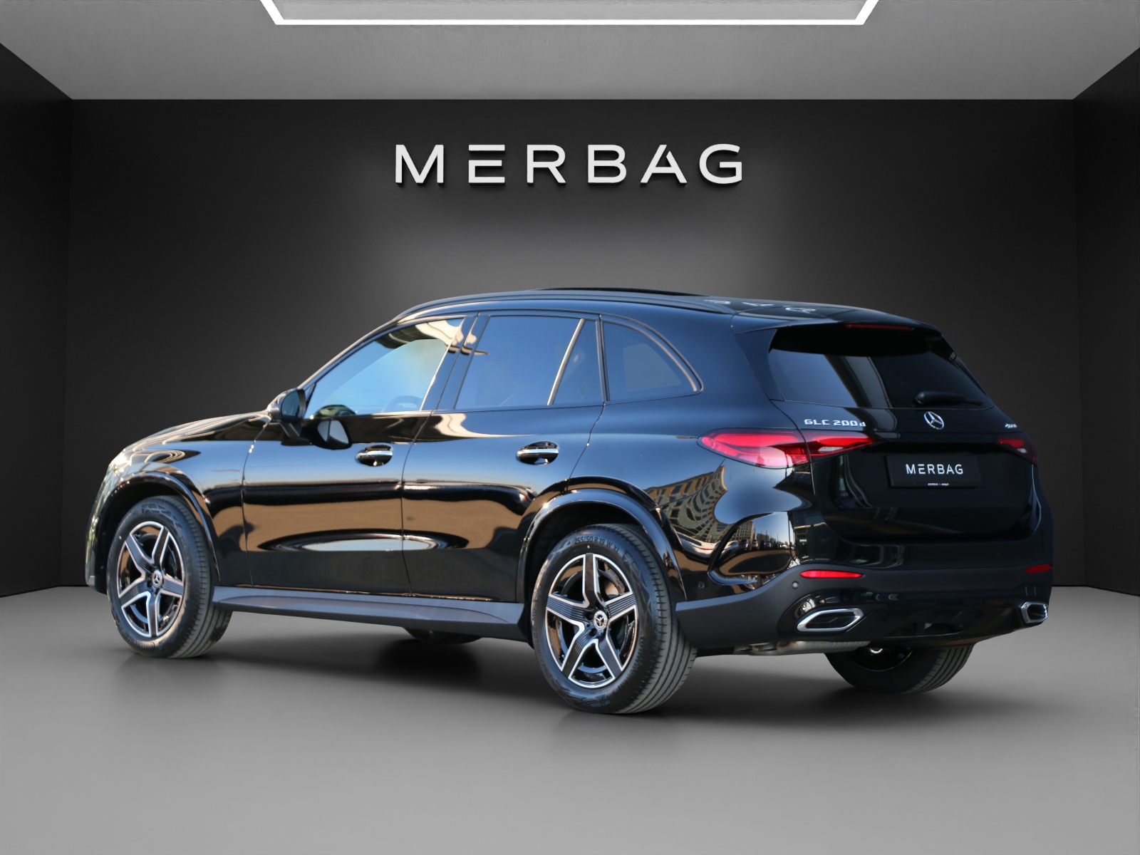 MERCEDES-BENZ GLC 200 d 4M 9G-Tronic-image-2
