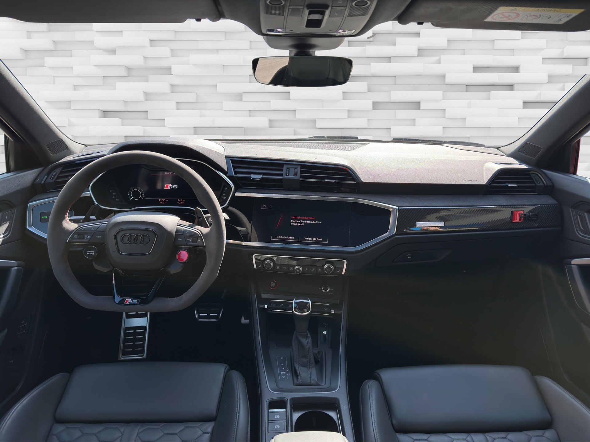 AUDI RS Q3 Sportback quattro S tronic-image-6