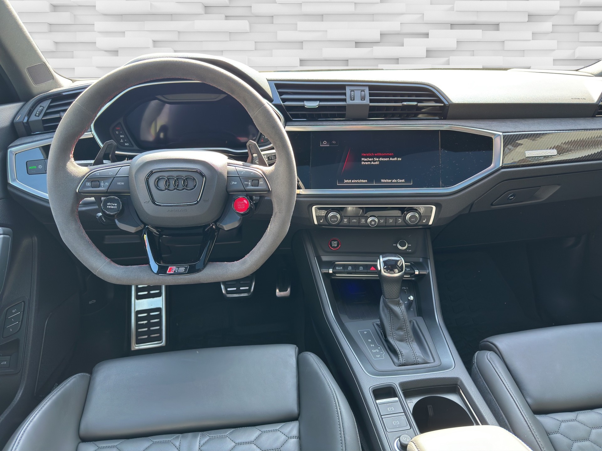 AUDI RS Q3 Sportback quattro S tronic-image-7