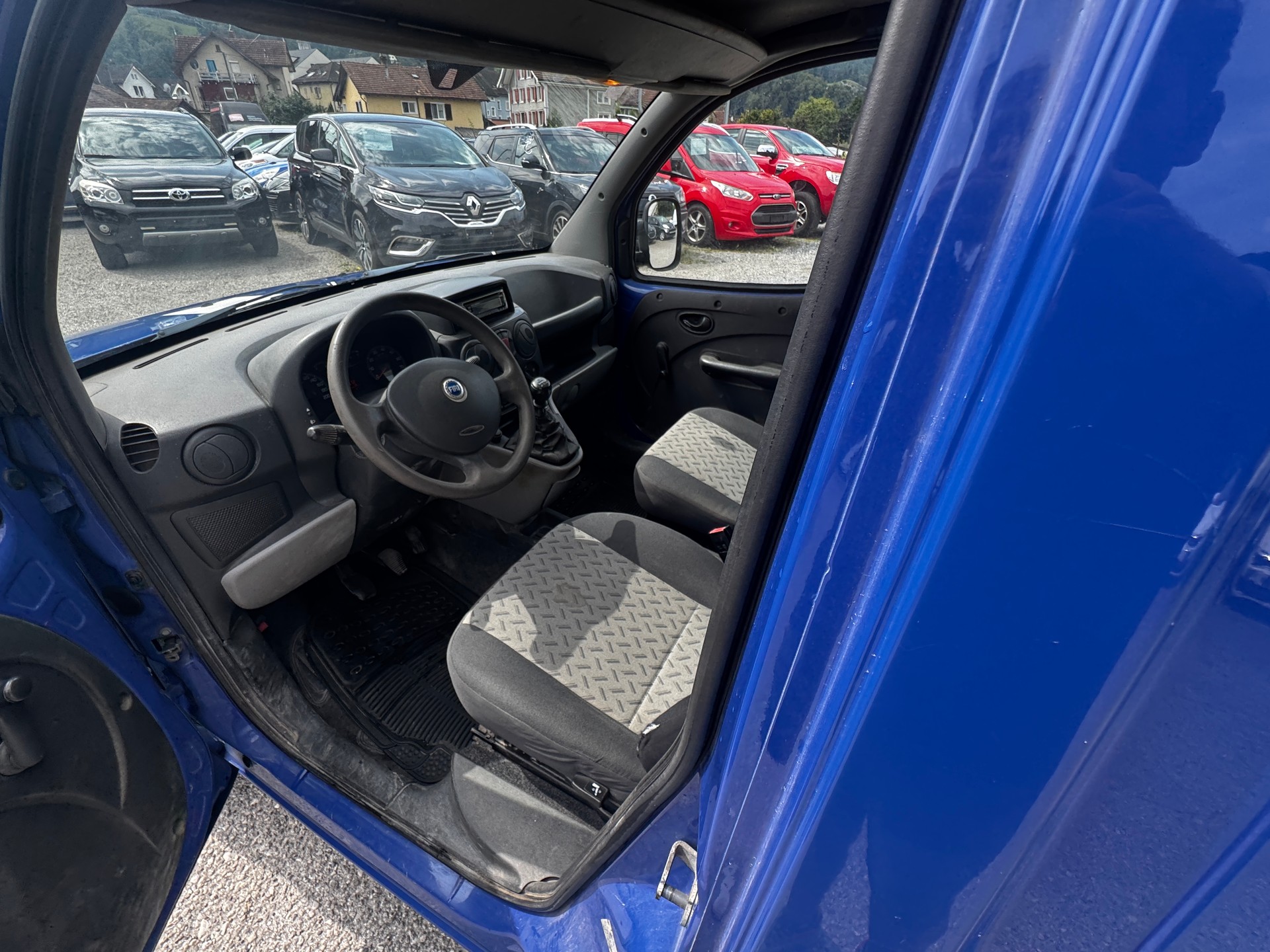 FIAT Doblò 1.4MPI CargoMaxi Swiss-image-9