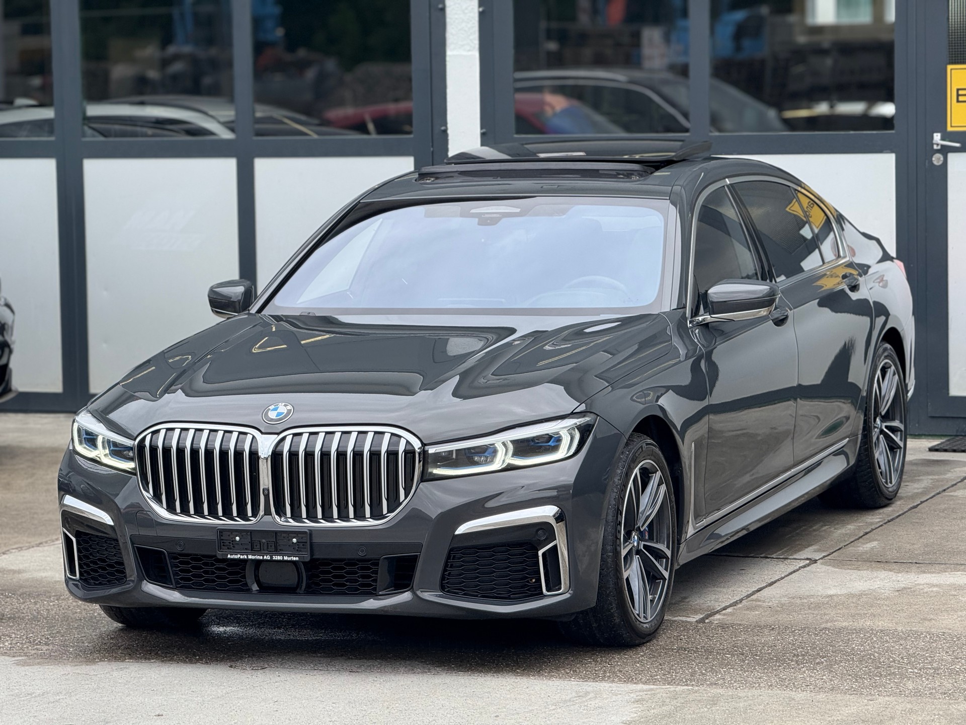 BMW 750Li xDrive Steptronic-image-1
