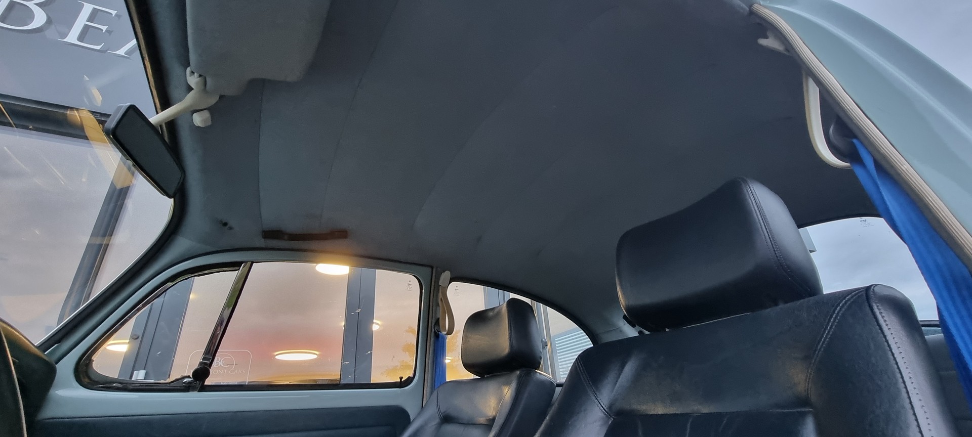 VW 1600 Cox-image-8