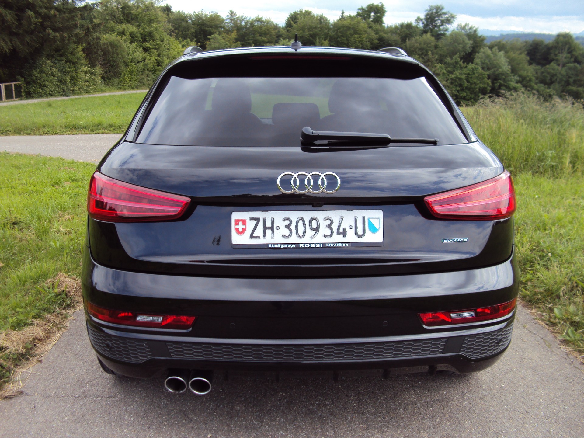 AUDI Q3 2.0 TDI sport quattro S-tronic S-Line-image-5