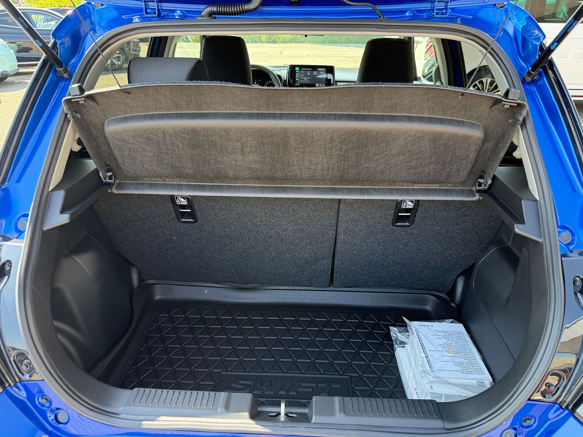 SUZUKI Swift 1.2 Tradizio Top Hybrid CVT-image-21