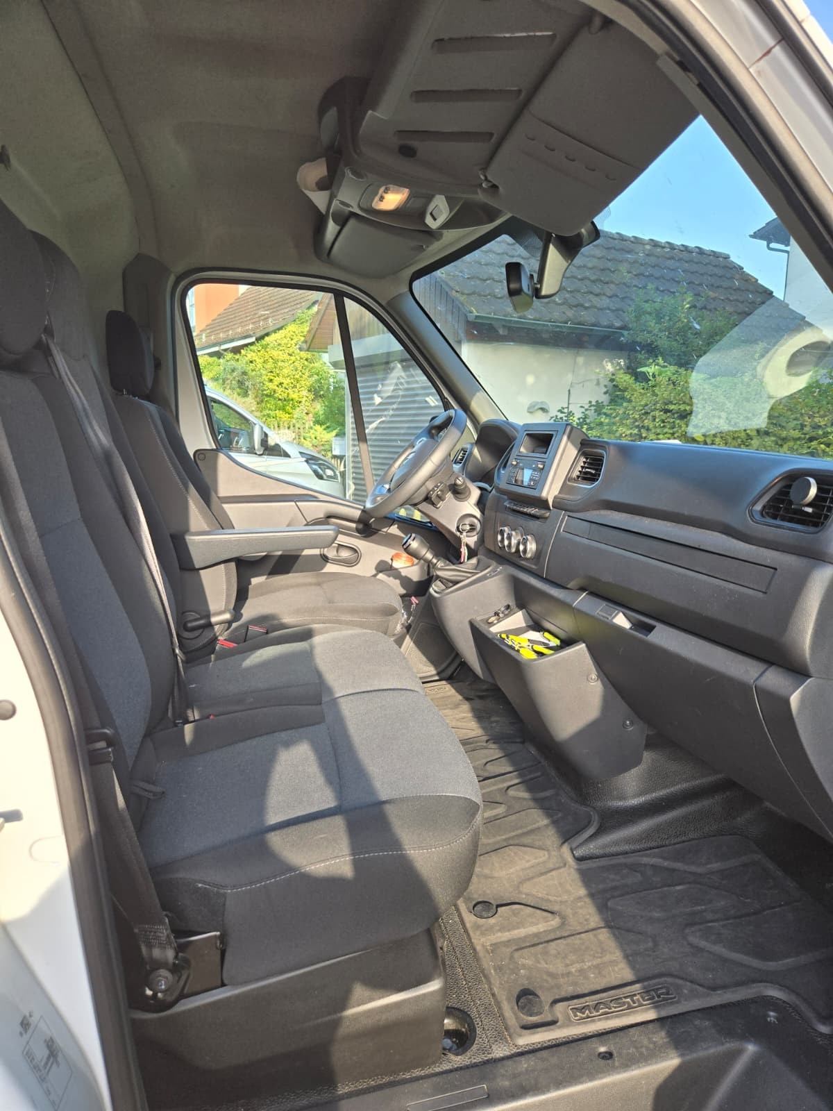 RENAULT Im Auftrag des Kunden L3H2 Carrier Kühlfahrzeug 180Ps-image-14
