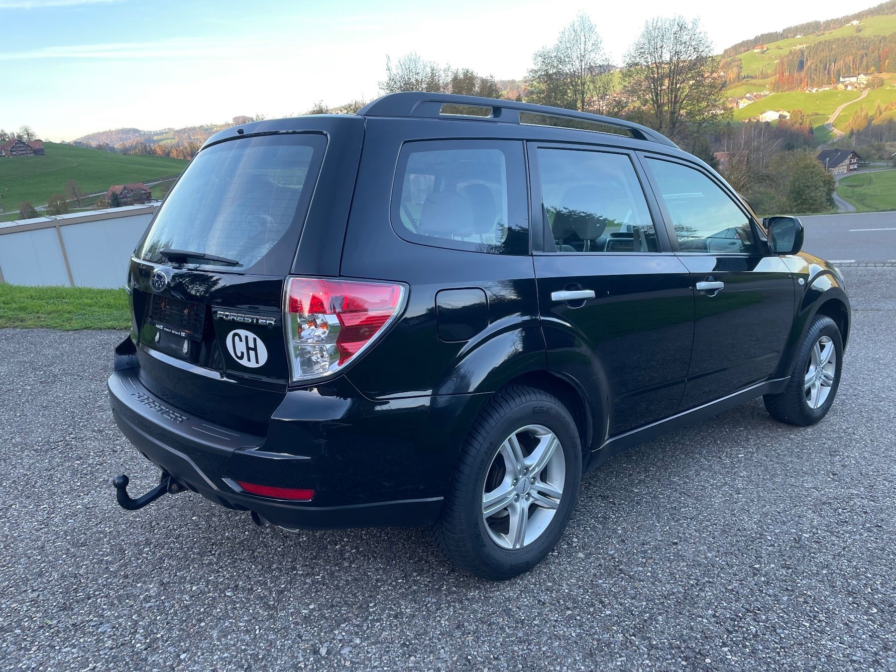 SUBARU Forester 2.0XS Comfort Automatic-image-3