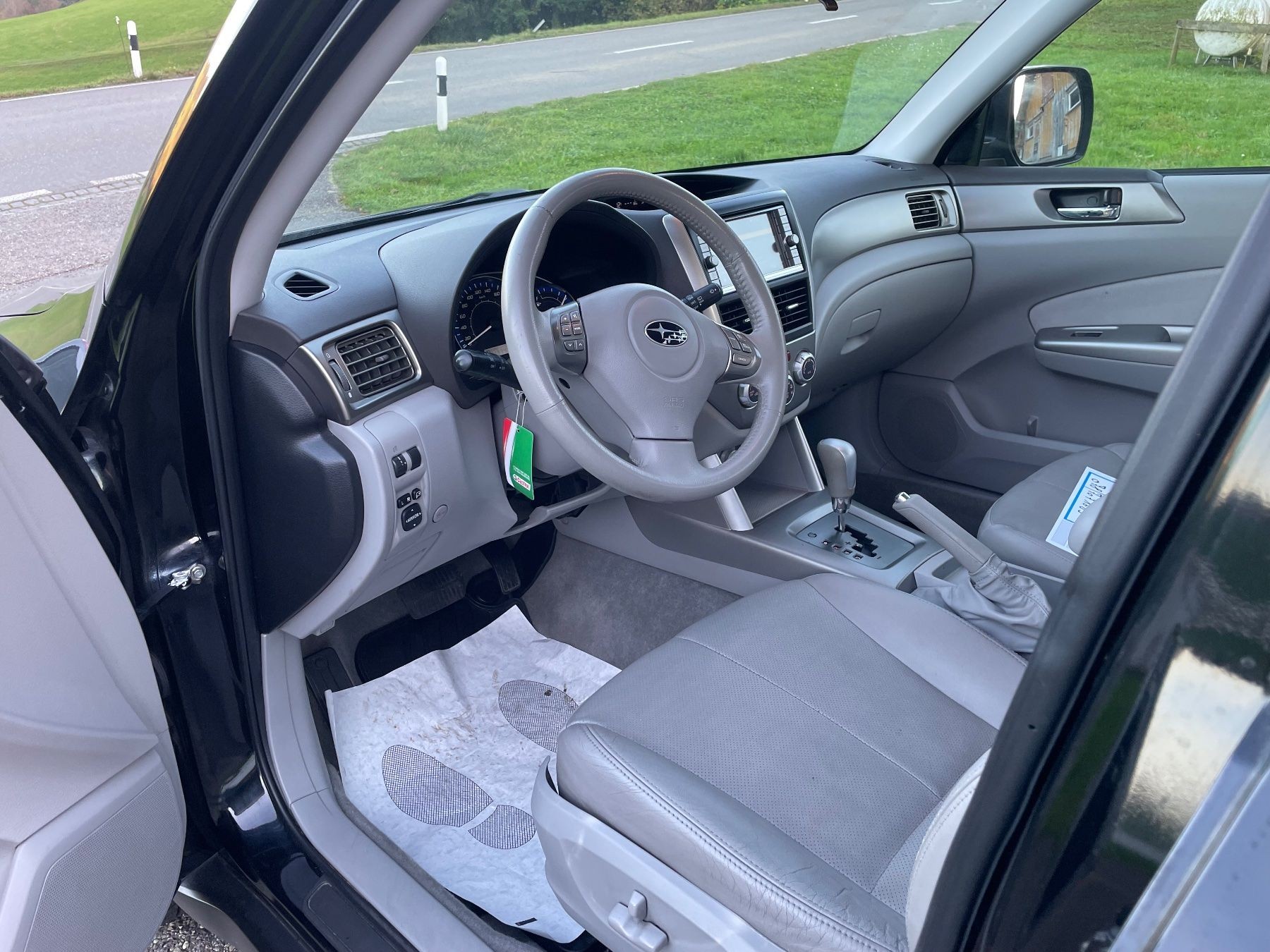 SUBARU Forester 2.0XS Comfort Automatic-image-4