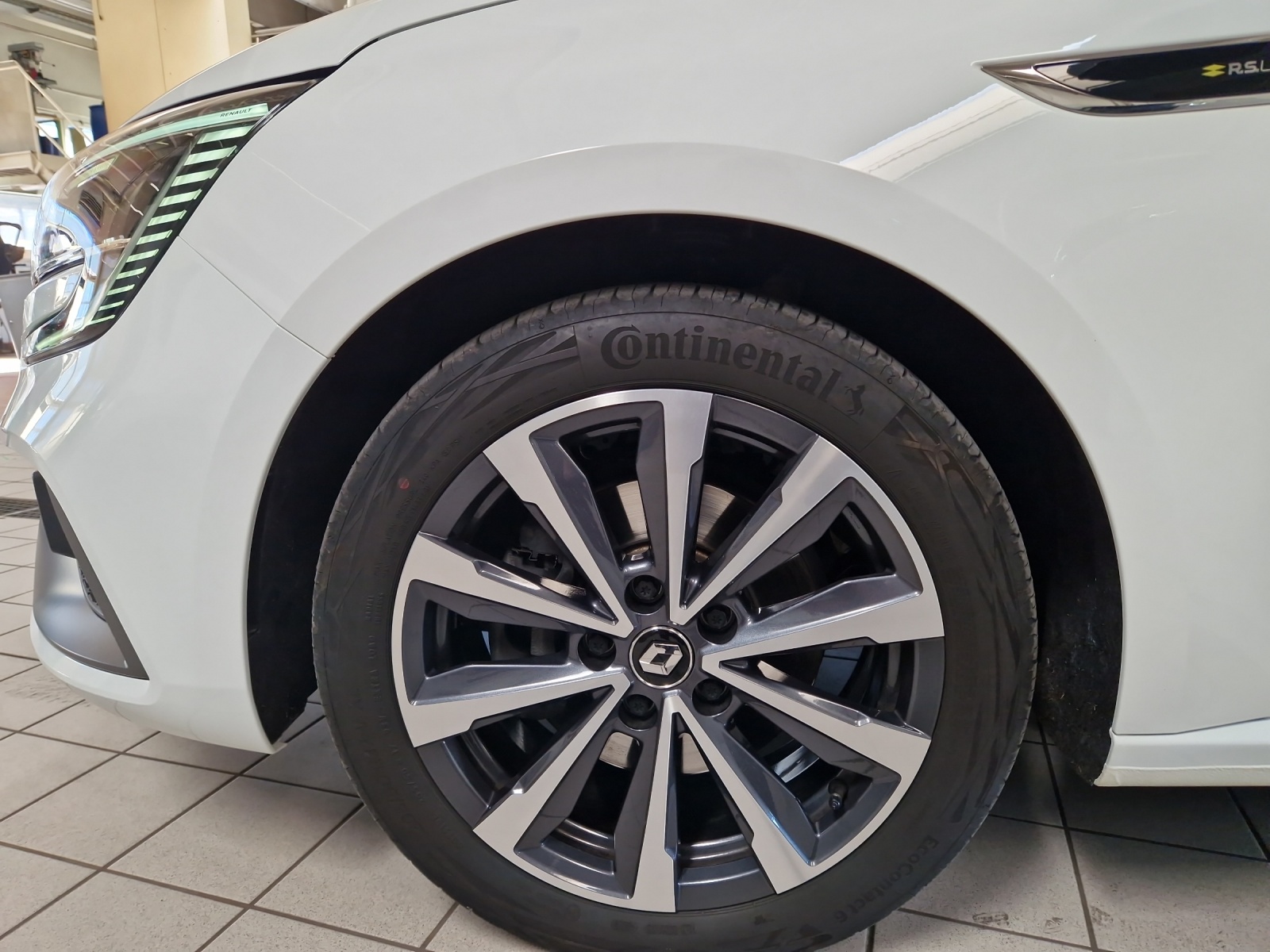 RENAULT Mégane Grandtour 1.3 TCe 160 R.S. Line EDC-image-10
