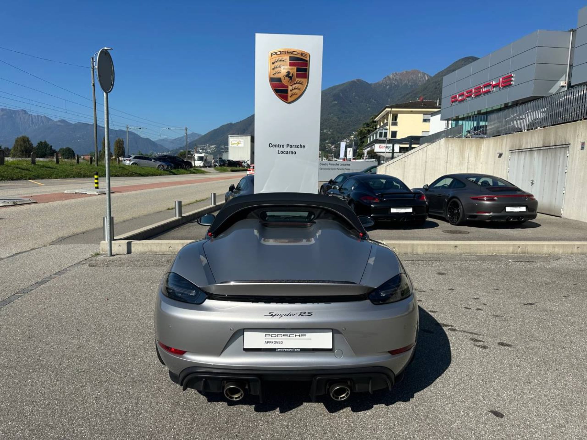 PORSCHE 718 Spyder RS (MY24)-image-5