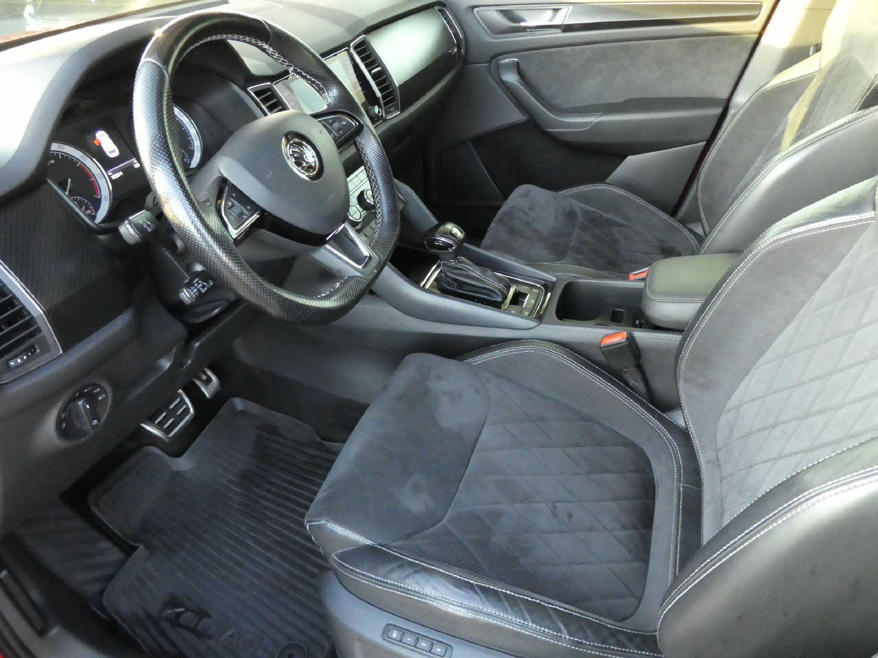 SKODA Kodiaq 2.0 TSI Sportline DSG-image-8