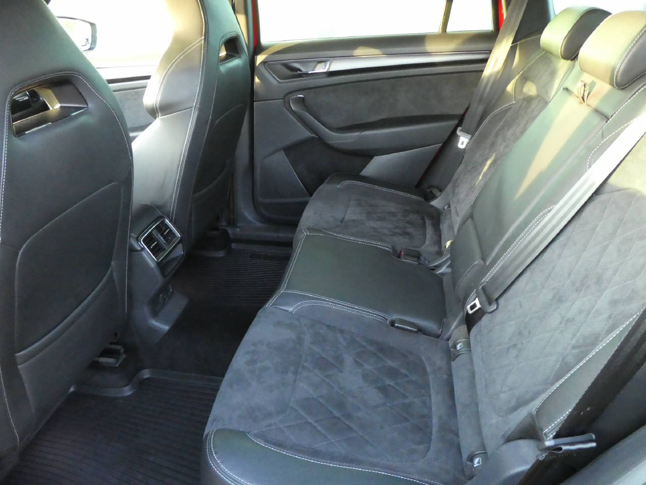 SKODA Kodiaq 2.0 TSI Sportline DSG-image-10