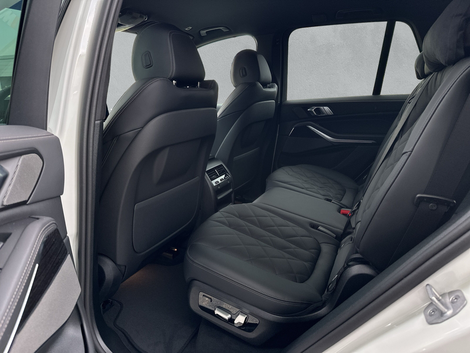 BMW X5 xDrive 48V 30d M Sport Steptronic-image-11