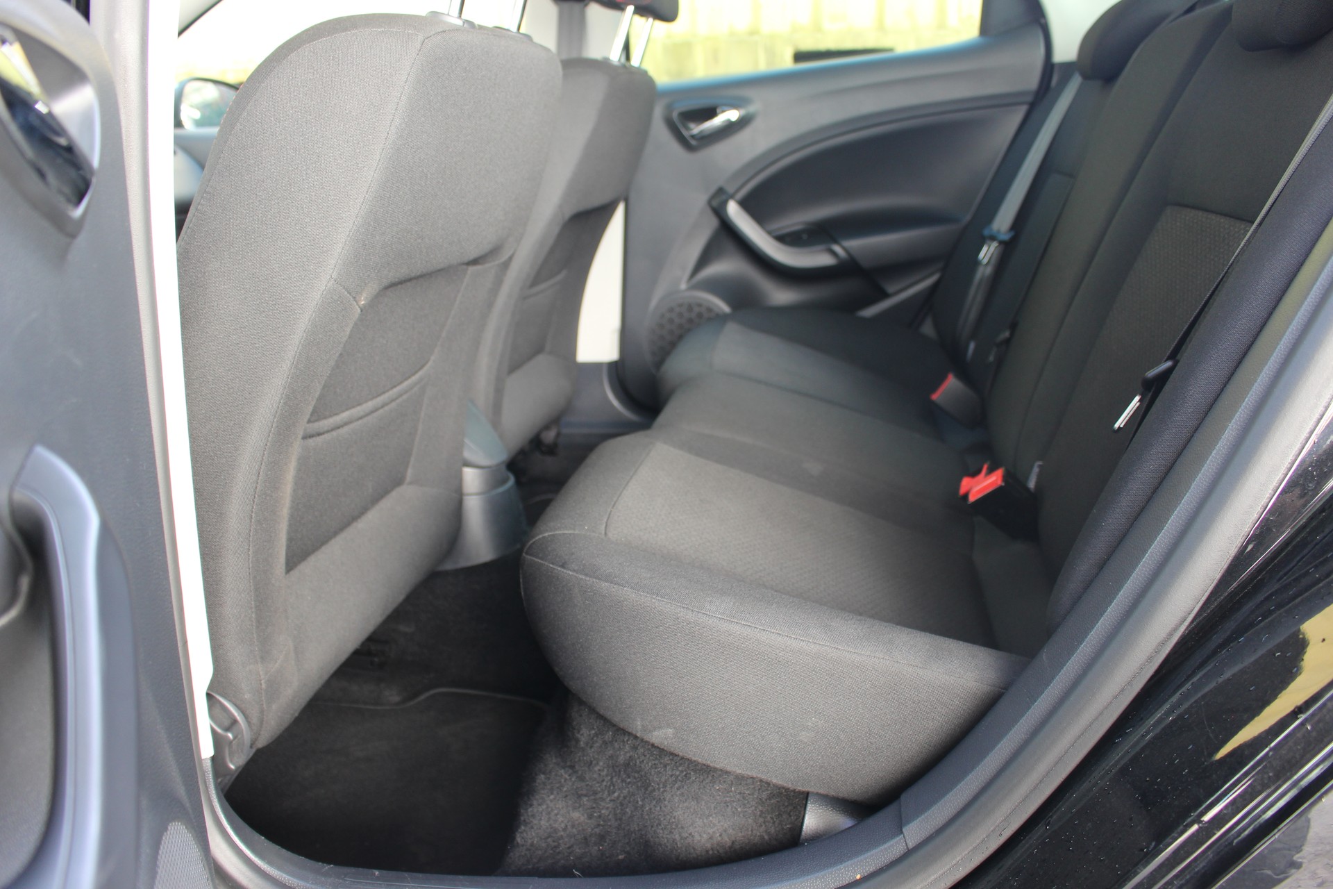 SEAT Ibiza 1.2 TSI FR Viva-image-6