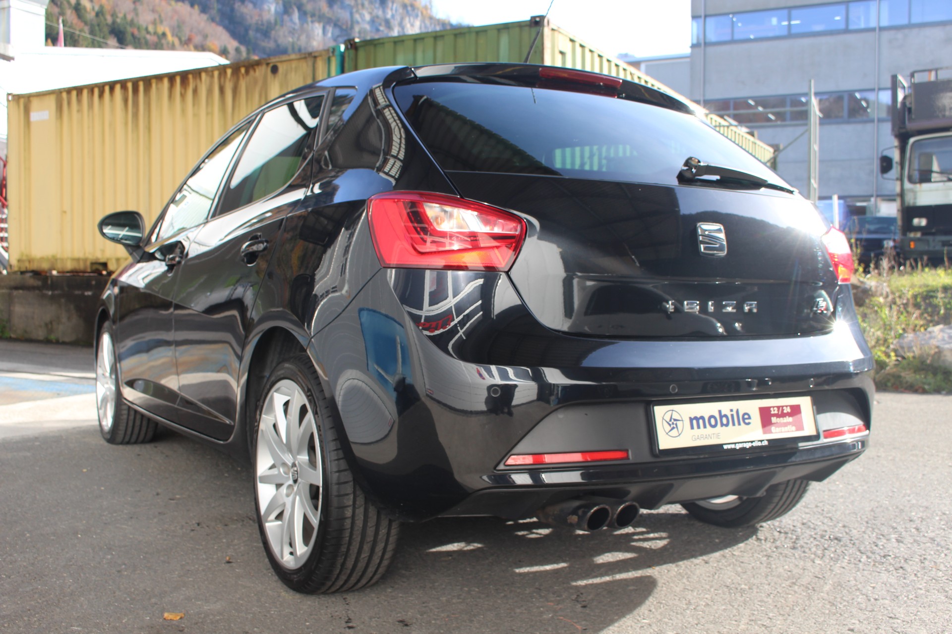 SEAT Ibiza 1.2 TSI FR Viva-showroom-element-2