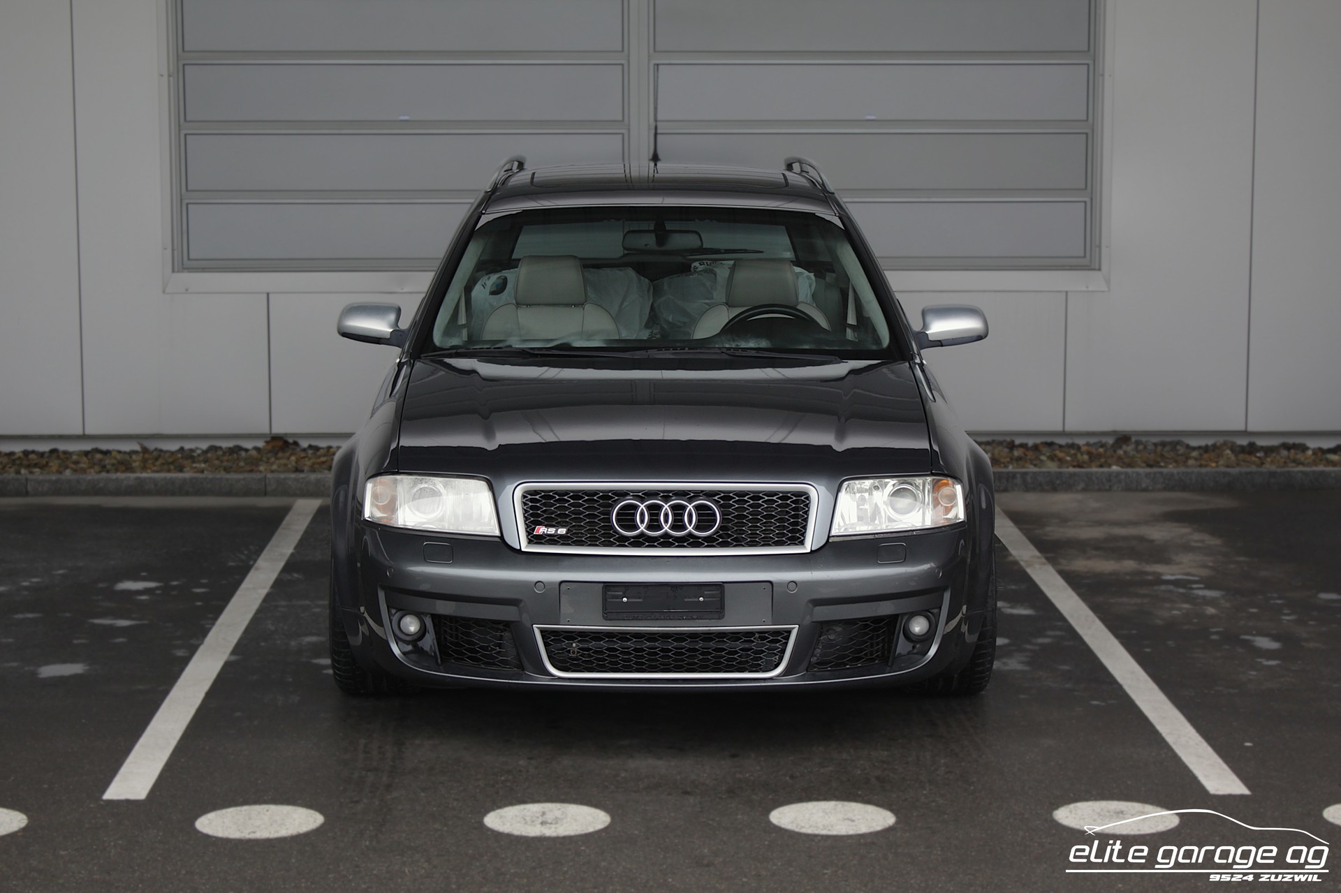 AUDI RS6 Avant quattro tiptronic-image-7