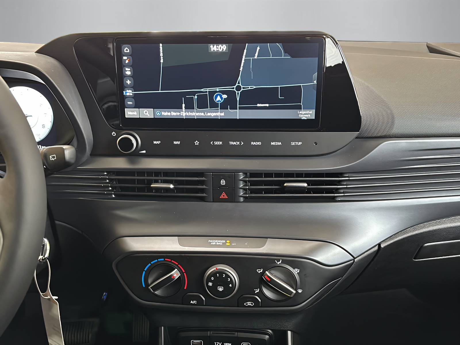 HYUNDAI i20 1.0 T-GDi Amplia-image-14