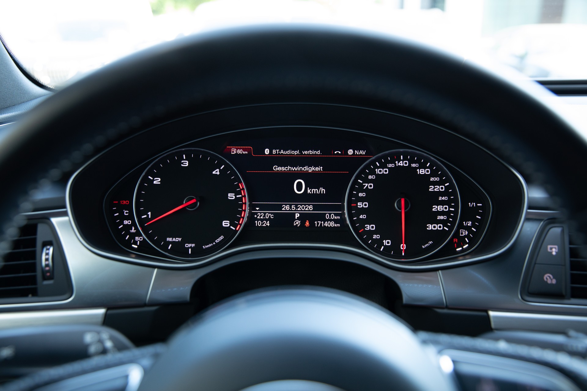 AUDI A6 Avant 3.0 TDI V6 quattro S-tronic-image-10